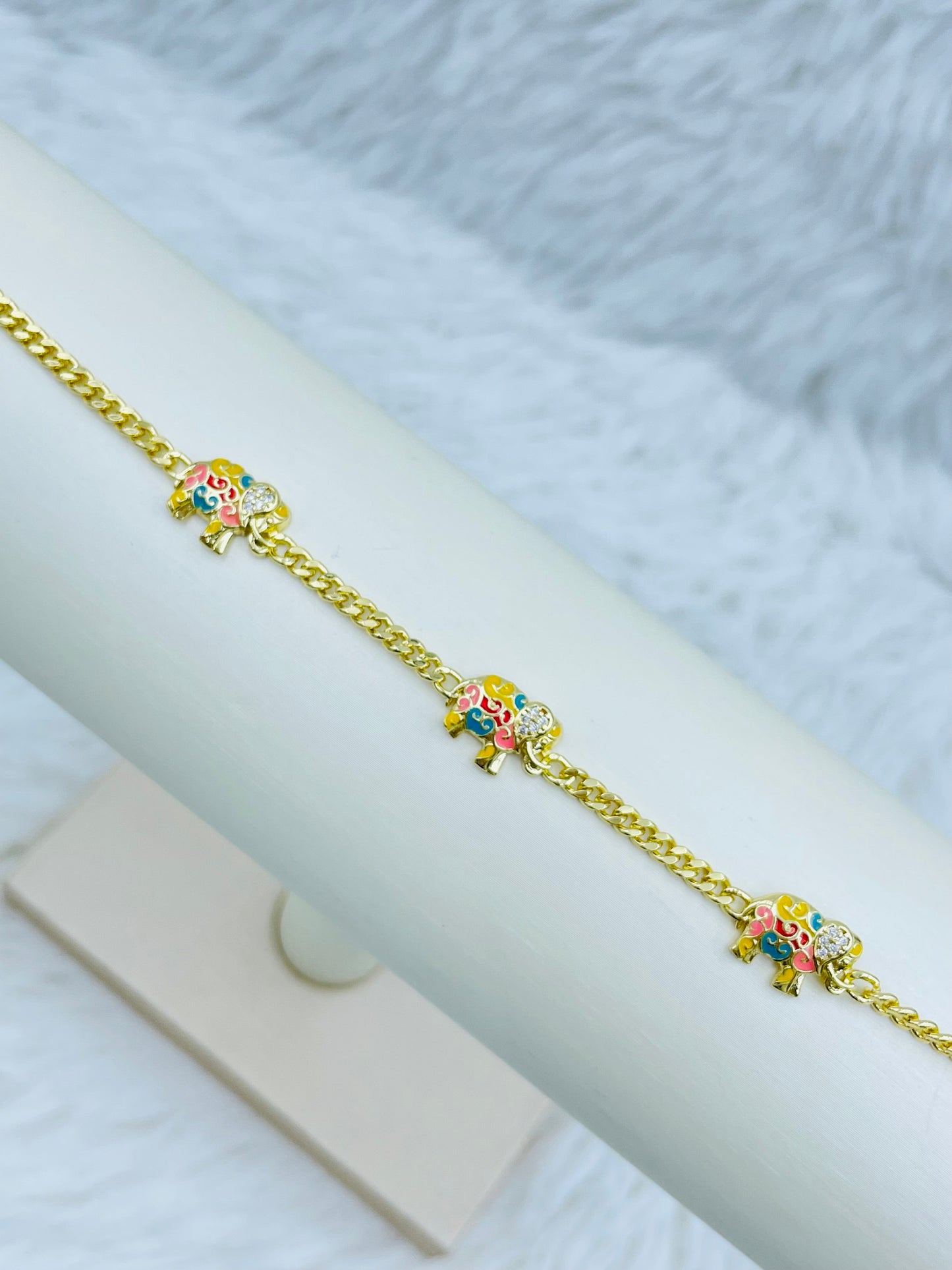 Pulsera Dorada Rosek