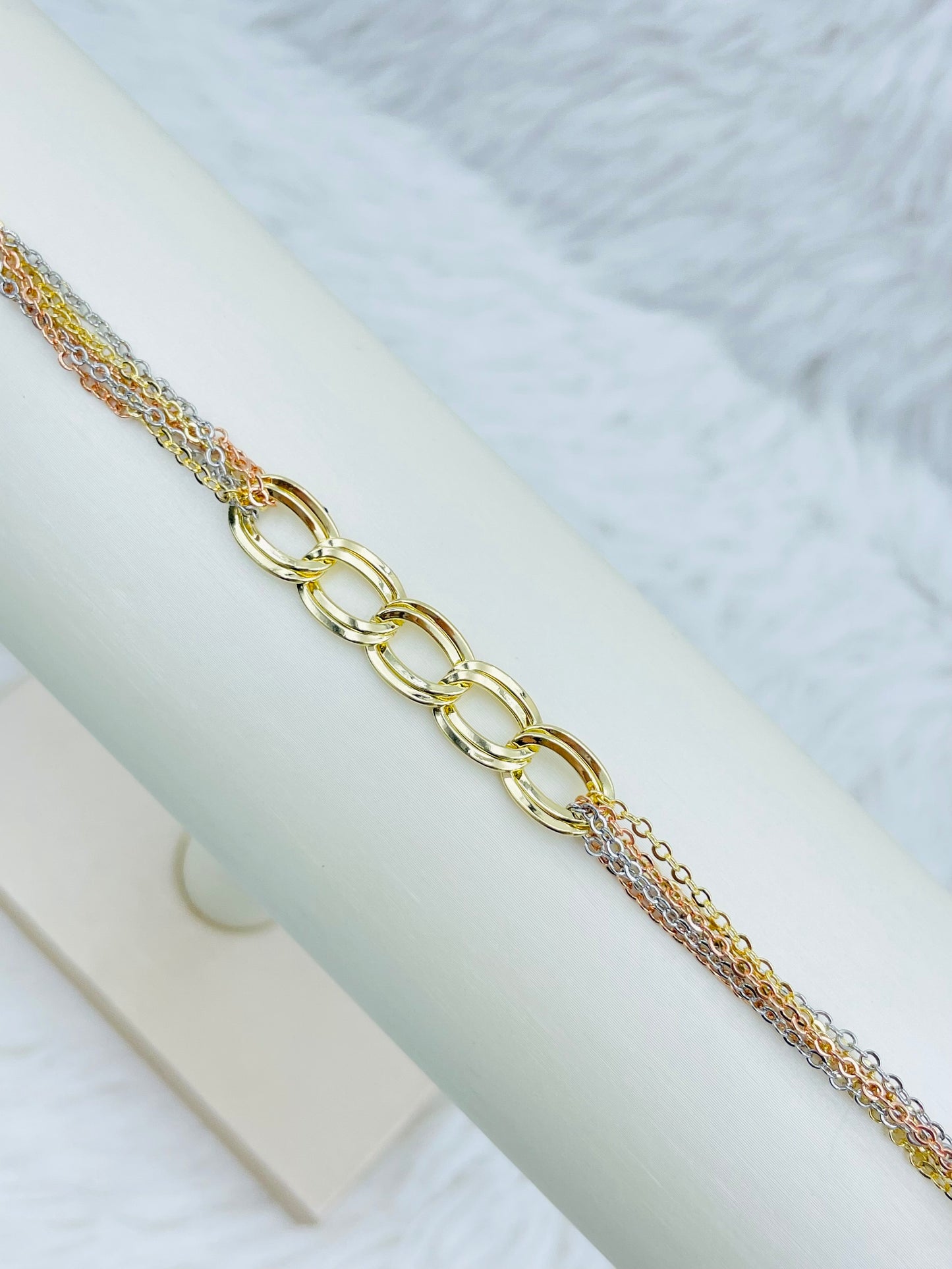 Pulsera Dorada Rosek