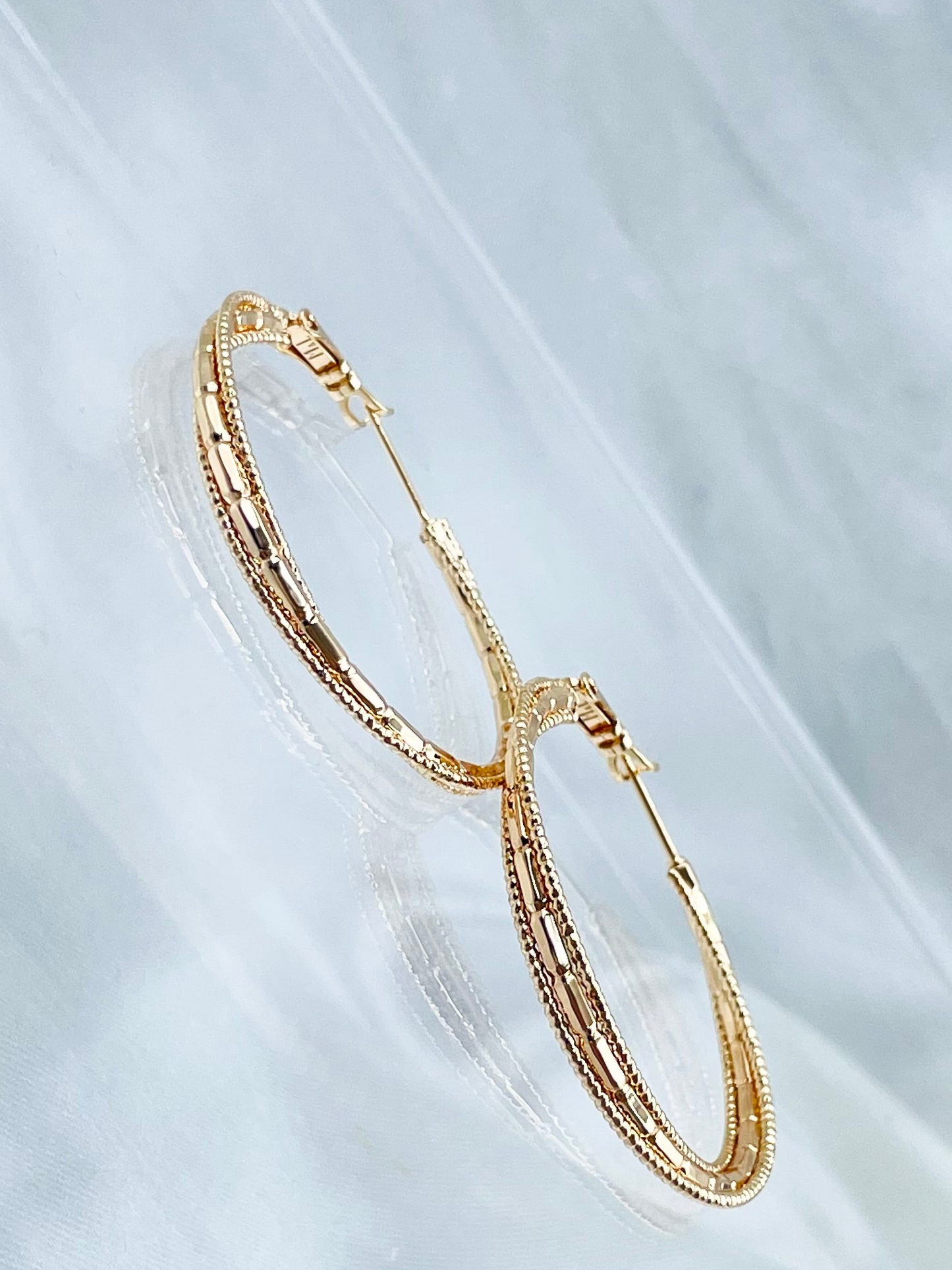 Arracada Xuping Rosada