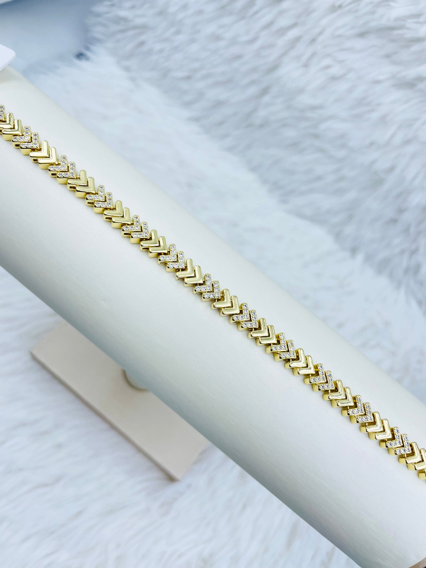 Pulsera Dorada Rosek