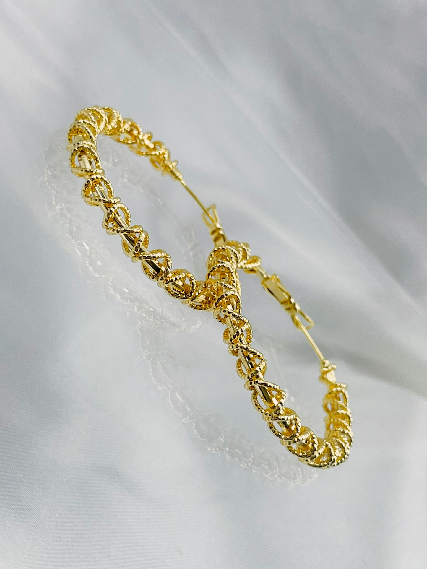 Arracada Xuping Dorada