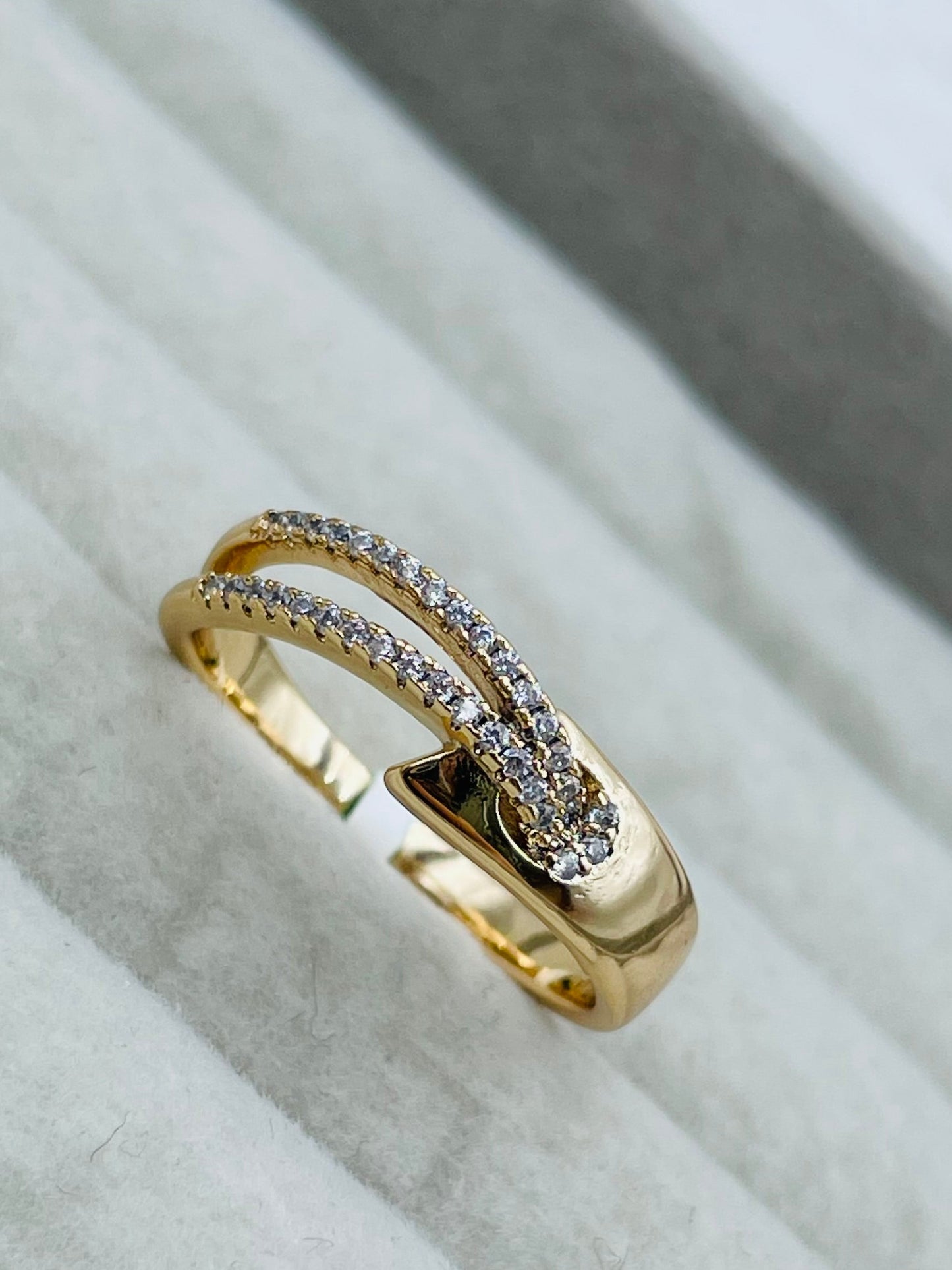 Anillo Xuping