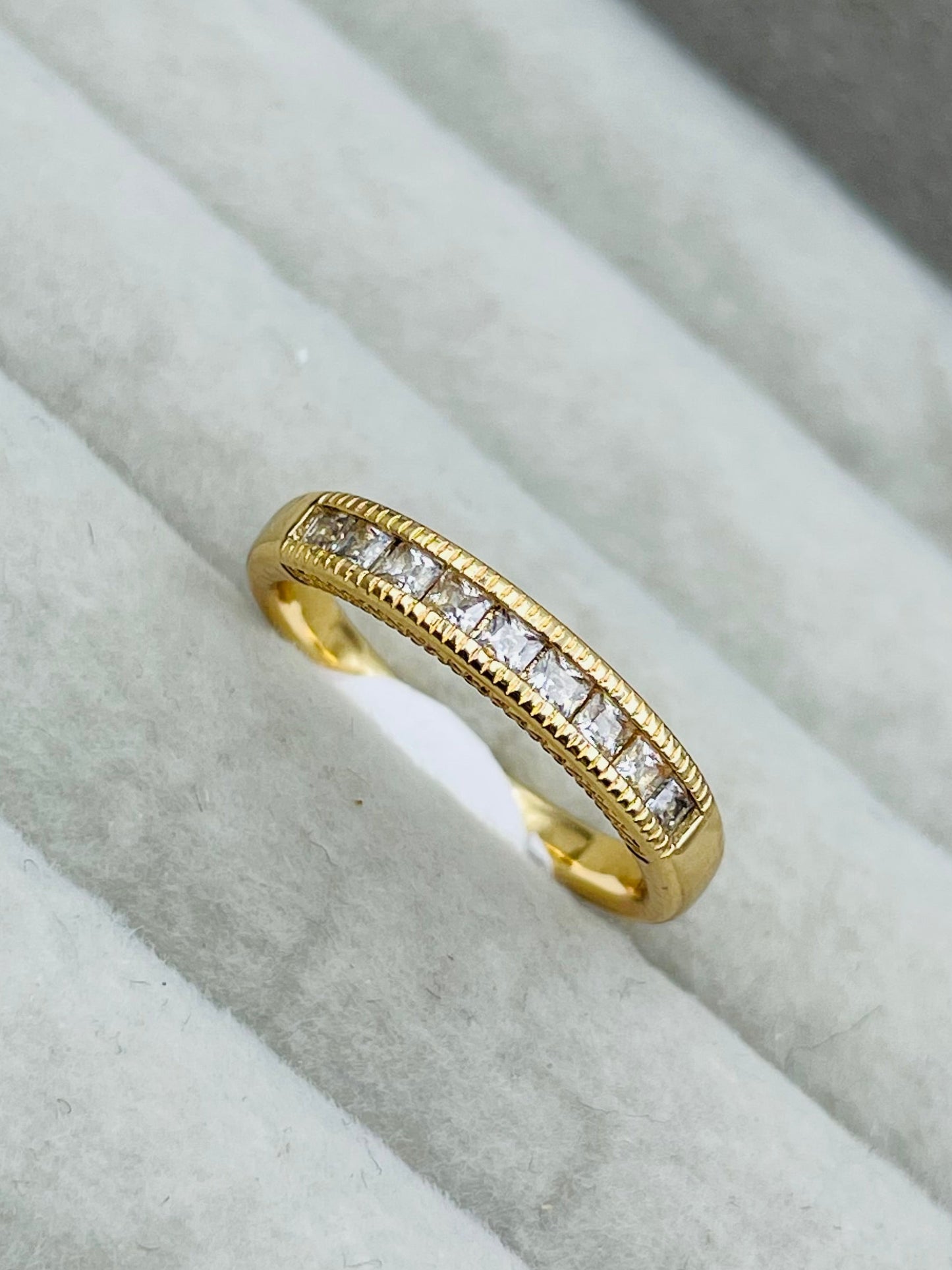 Anillo Xuping