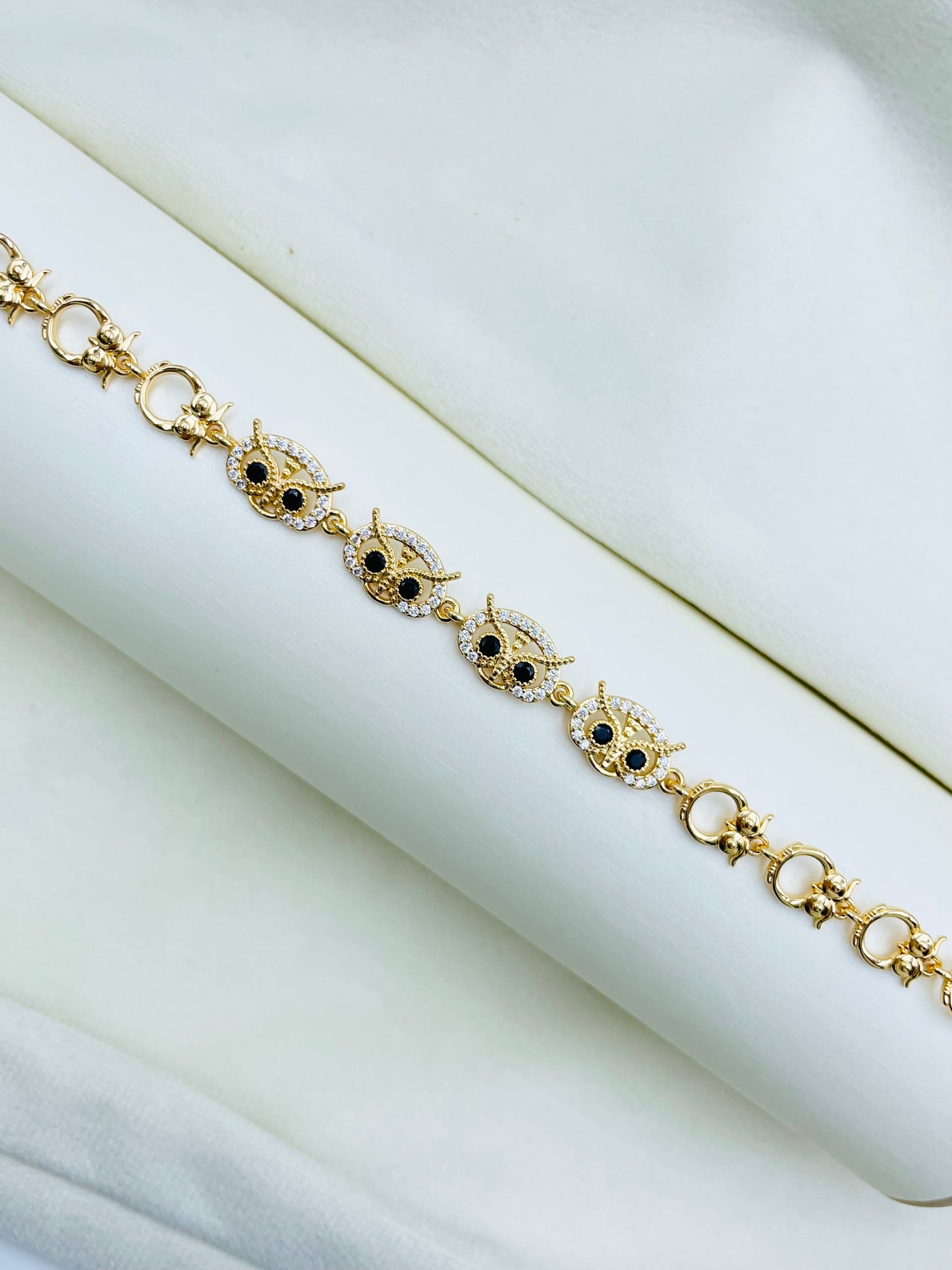 Pulsera Rosada Rosek