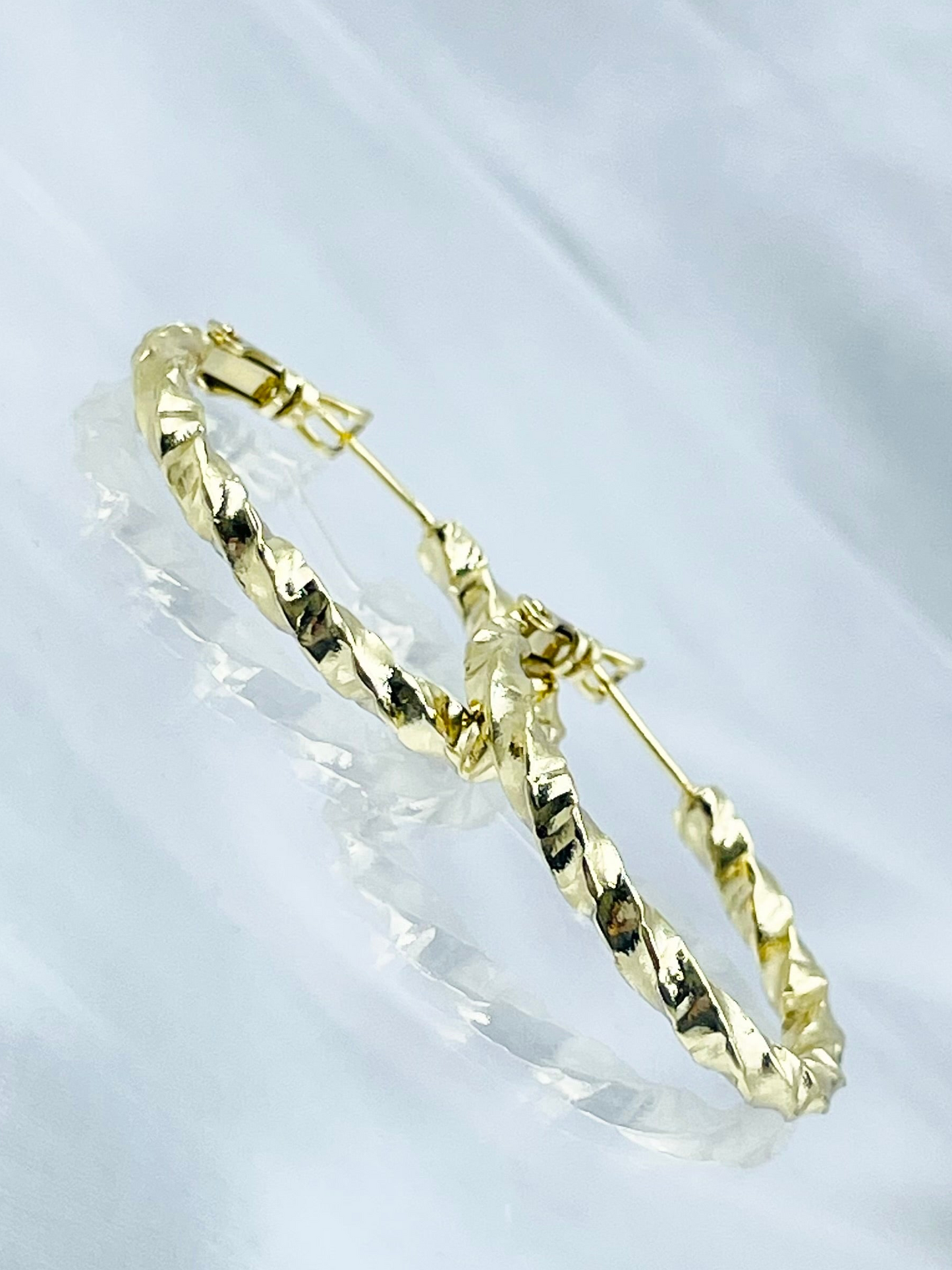 Arracada Xuping Dorada