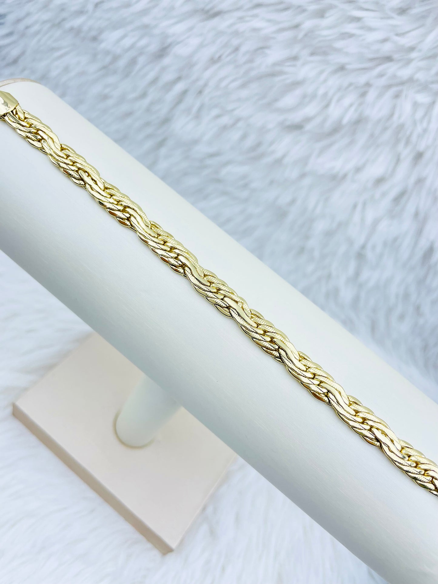 Pulsera Dorada Rosek