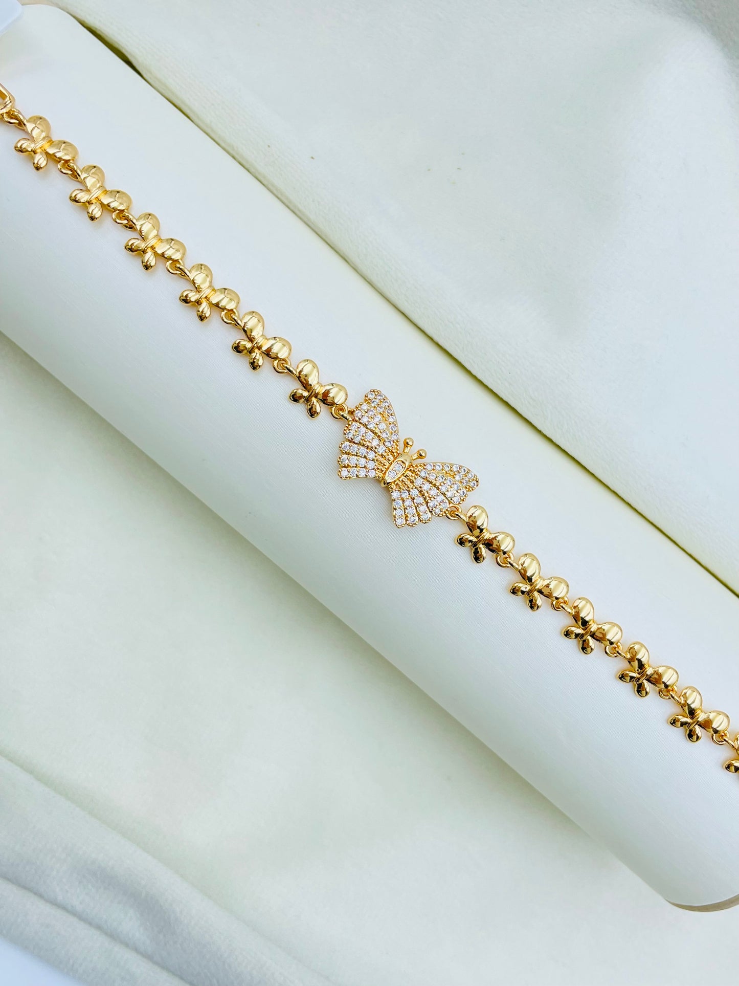 Pulsera Rosada Rosek