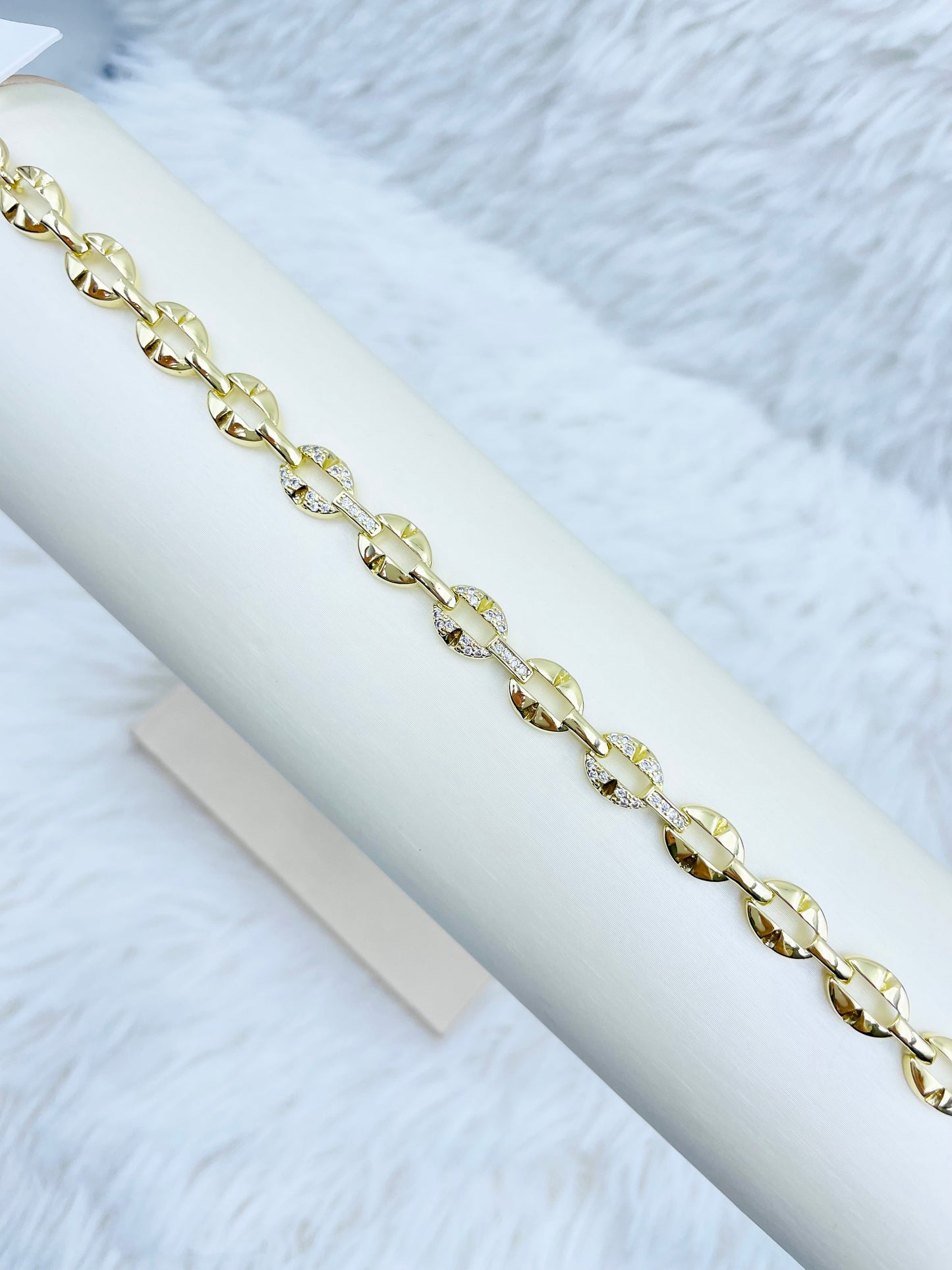 Pulsera Dorada Rosek