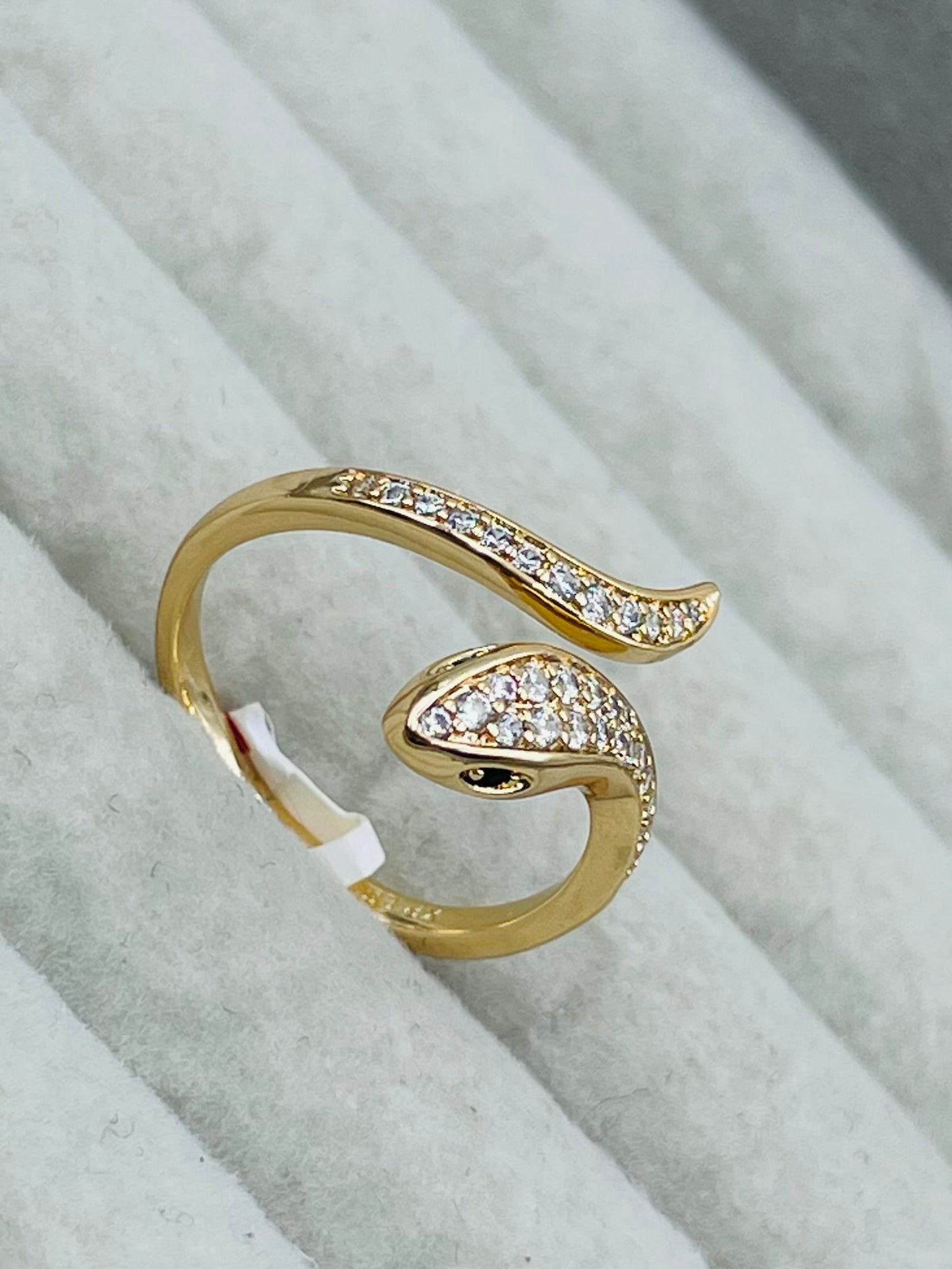 Anillo Xuping