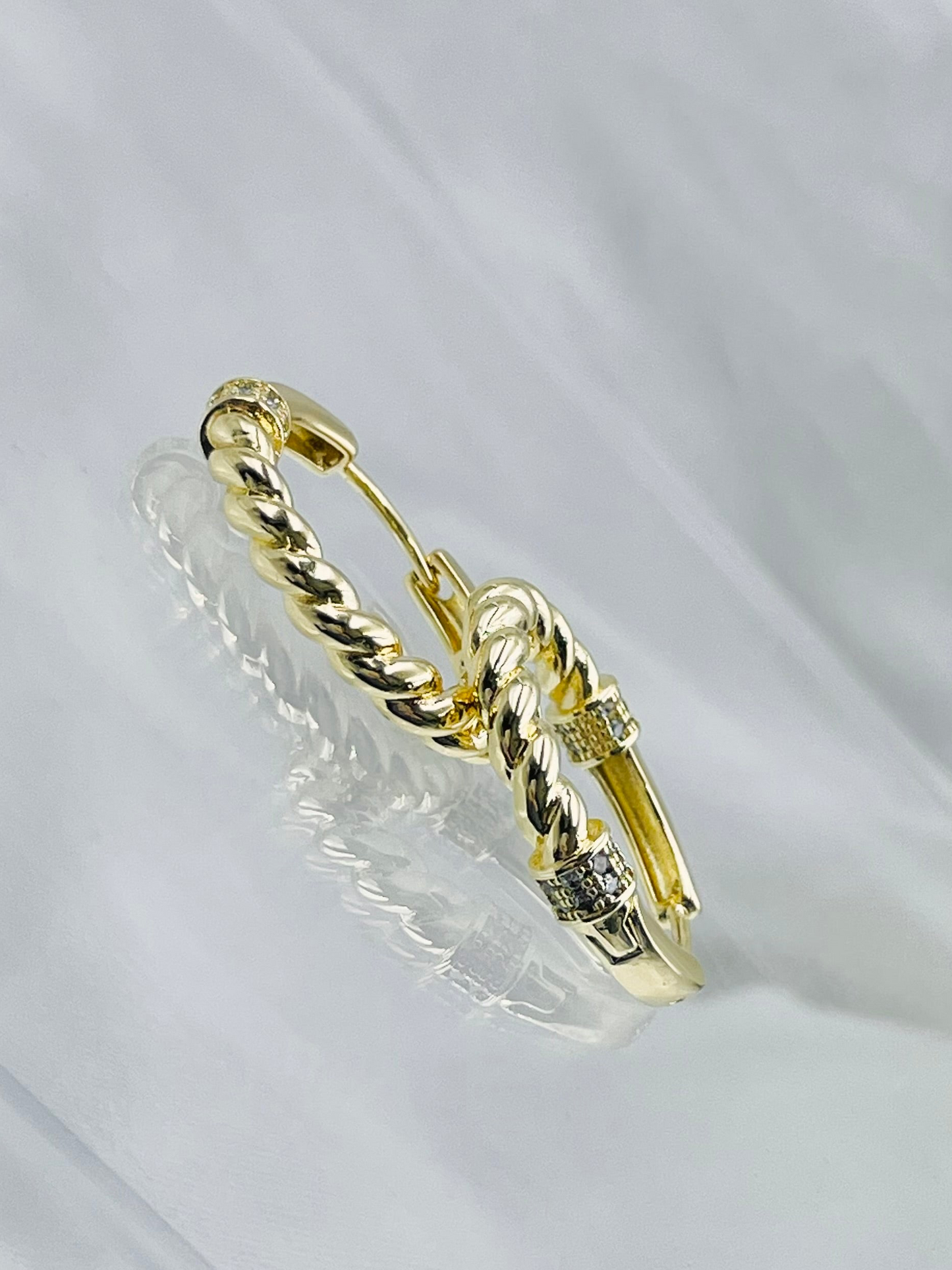 Arracada Xuping Dorada