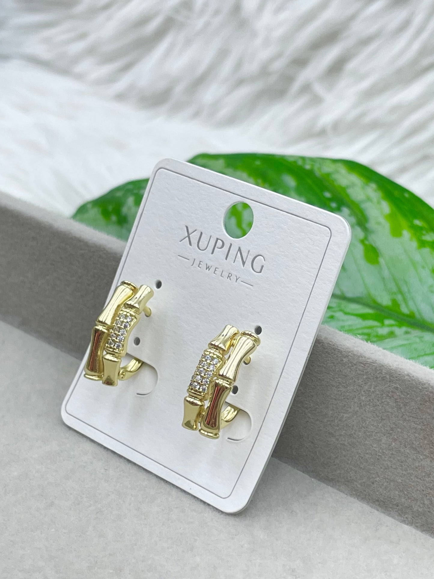 Arete Xuping Dorado
