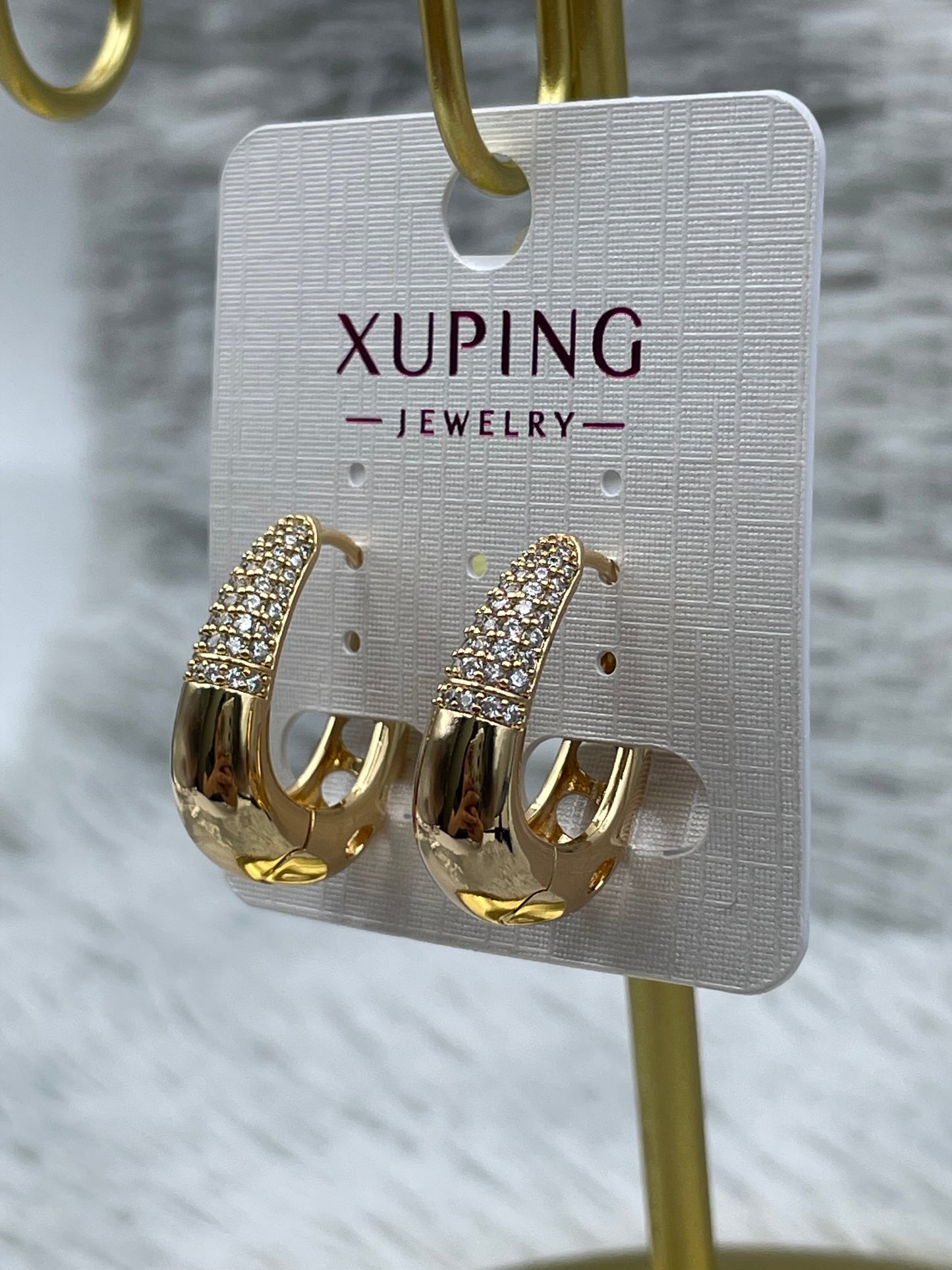 Arete Xuping Rose Gold