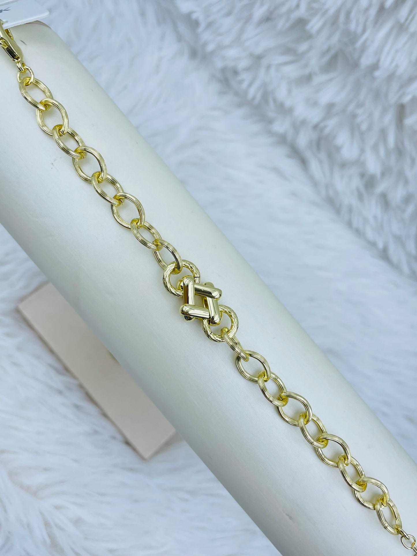 Pulsera Dorada Rosek