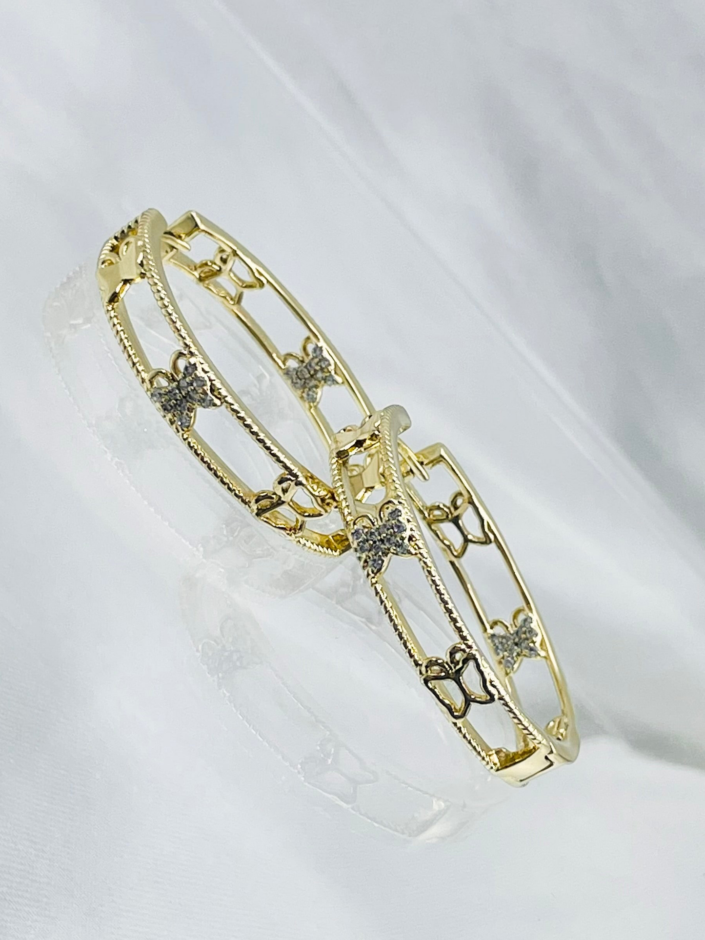 Arracada Xuping Dorada