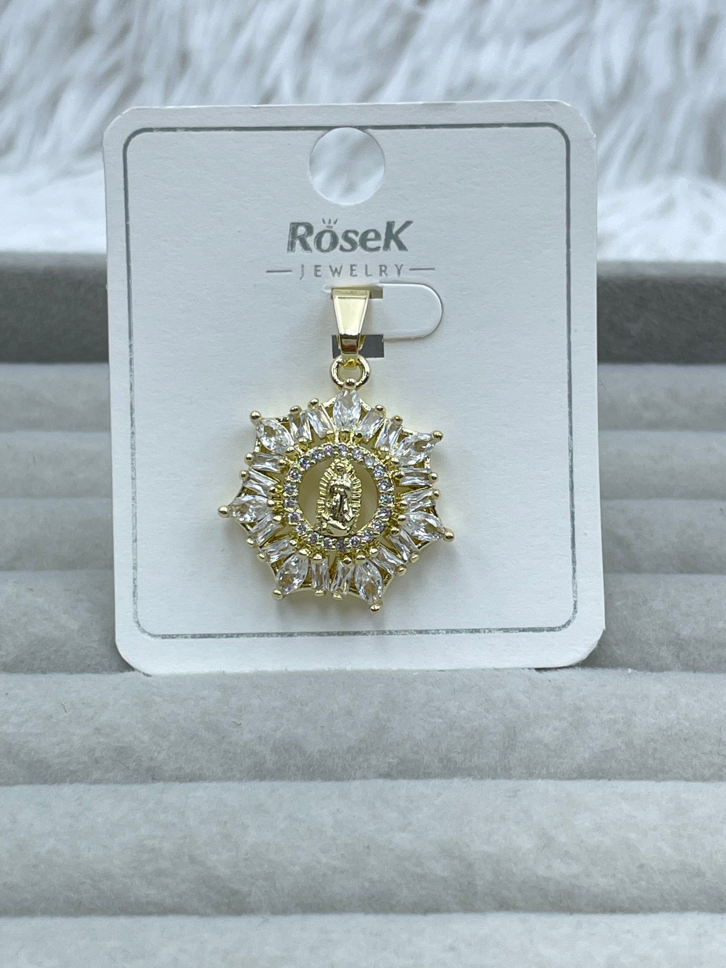 Dije Religioso Dorado