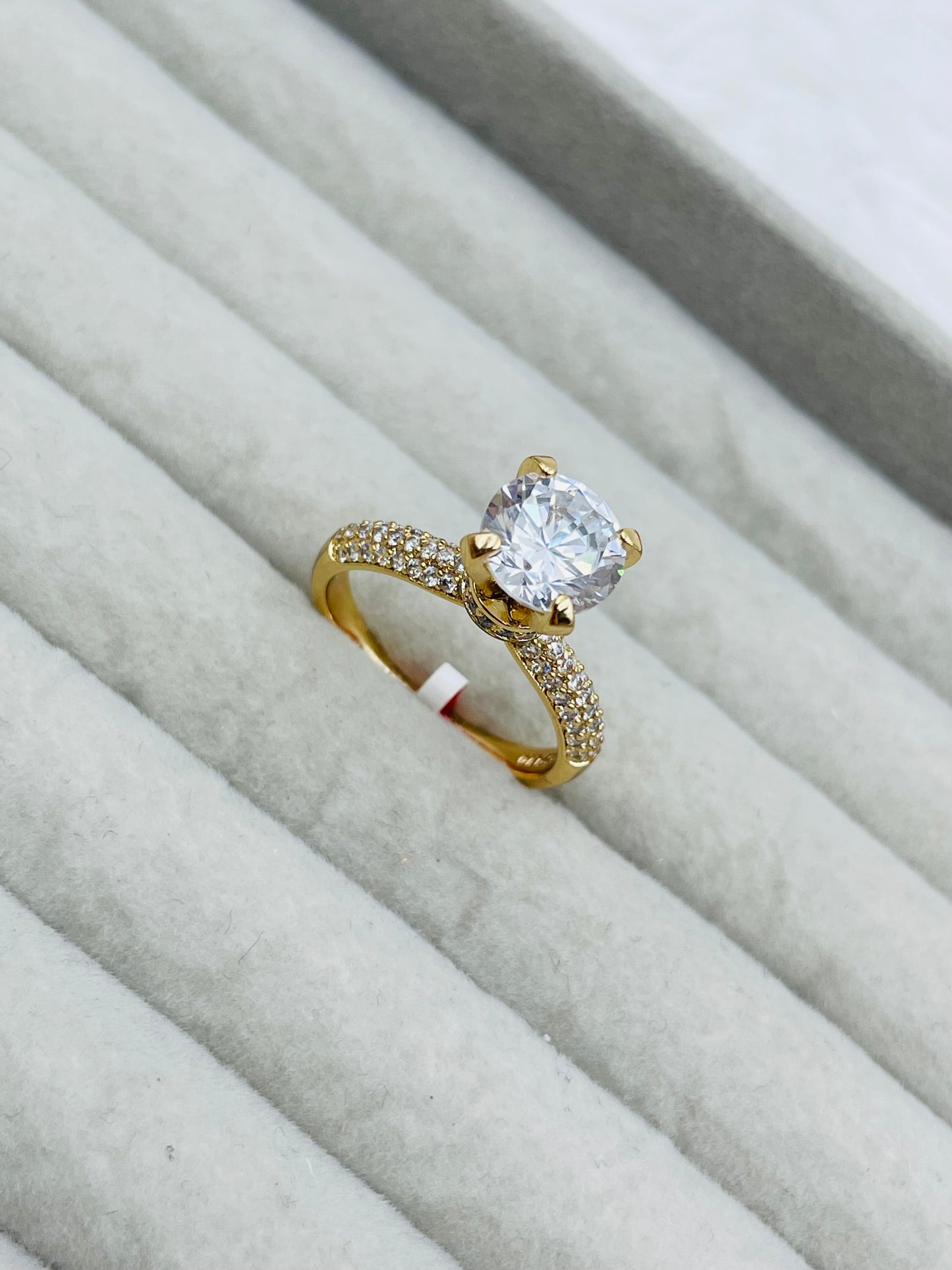 Anillo Xuping