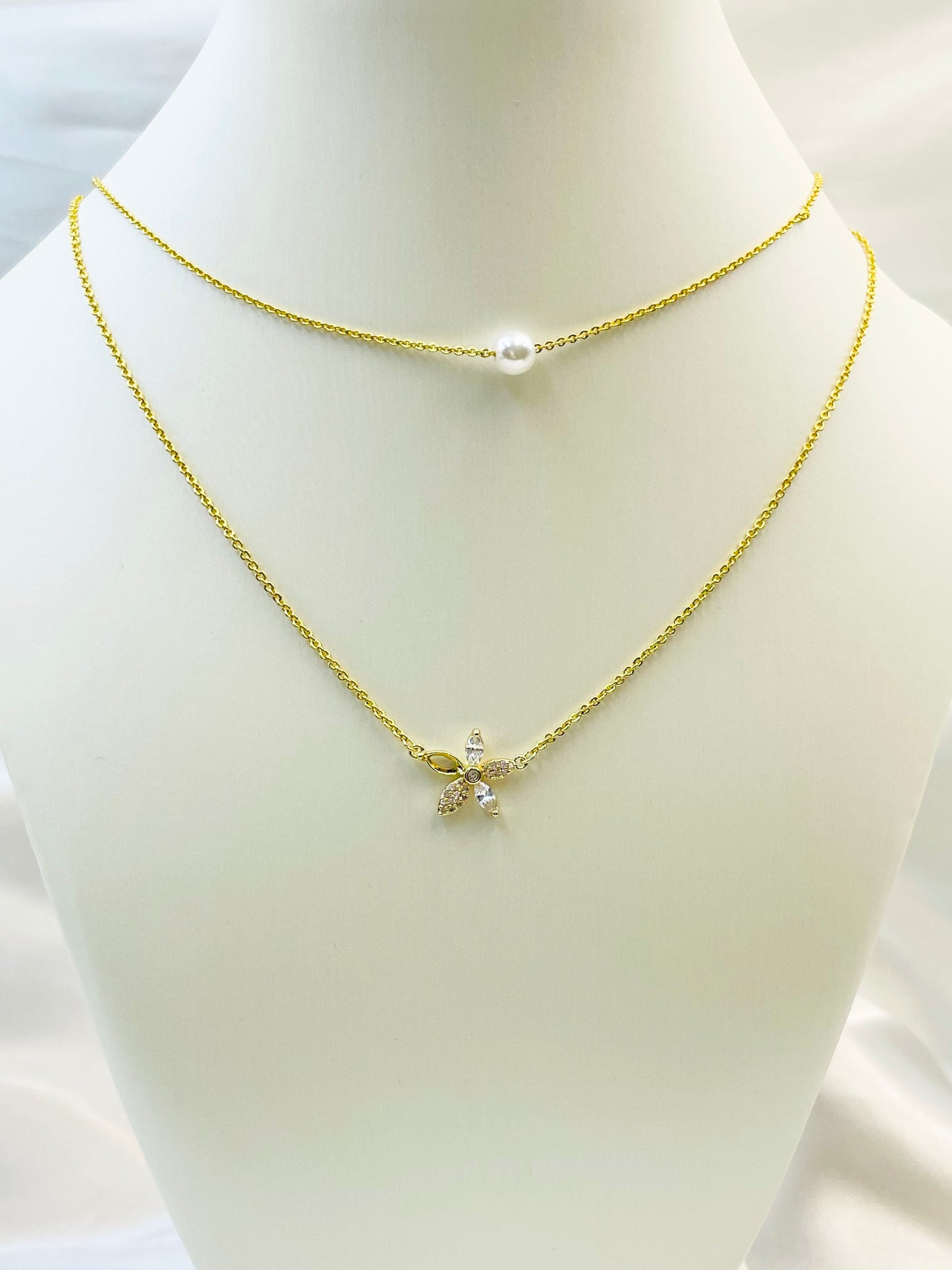 Collar Dorado Rosek