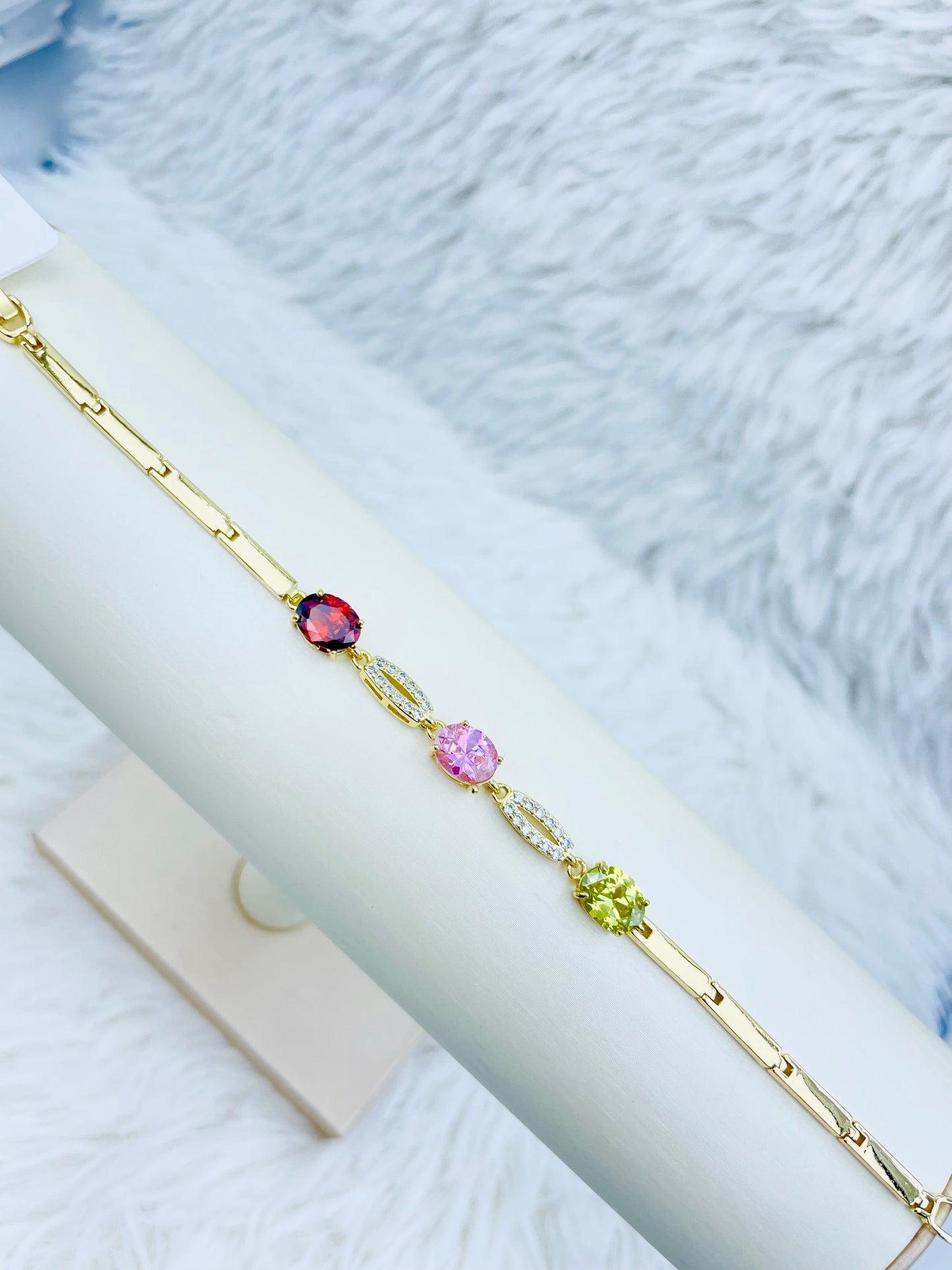 Pulsera Dorada Rosek