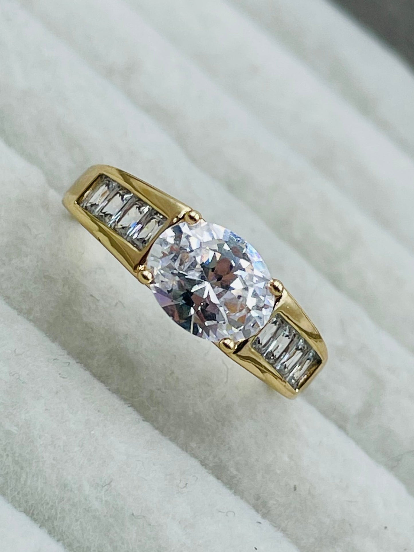 Anillo Xuping