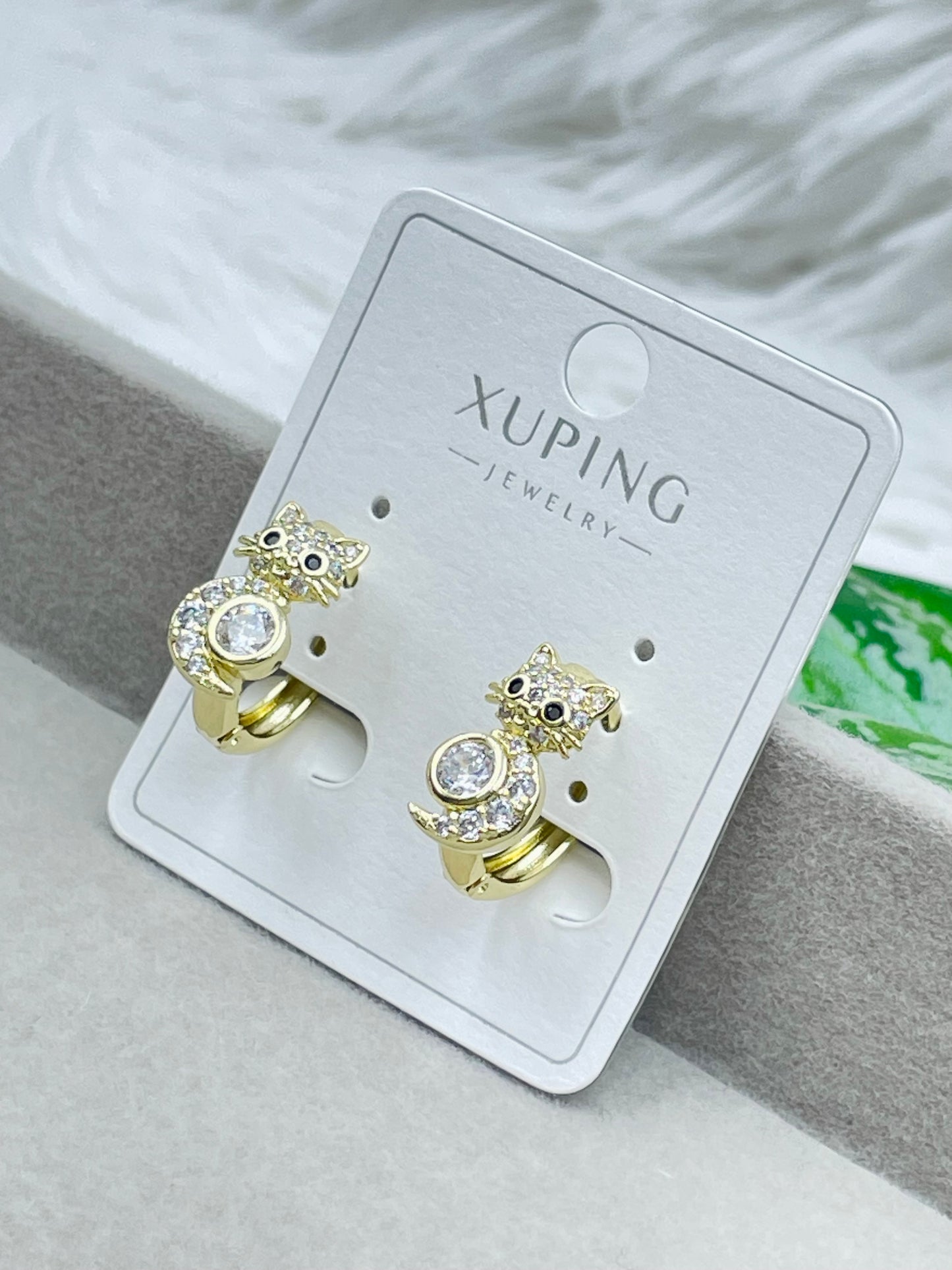Arete Xuping Dorado