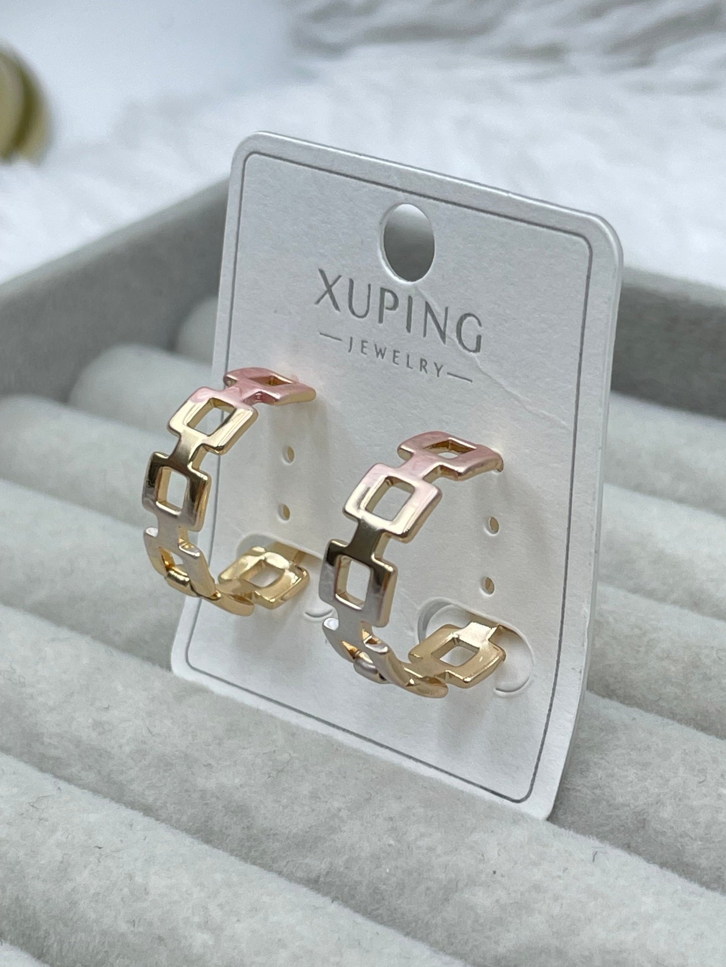 Arete Xuping Gold Rose