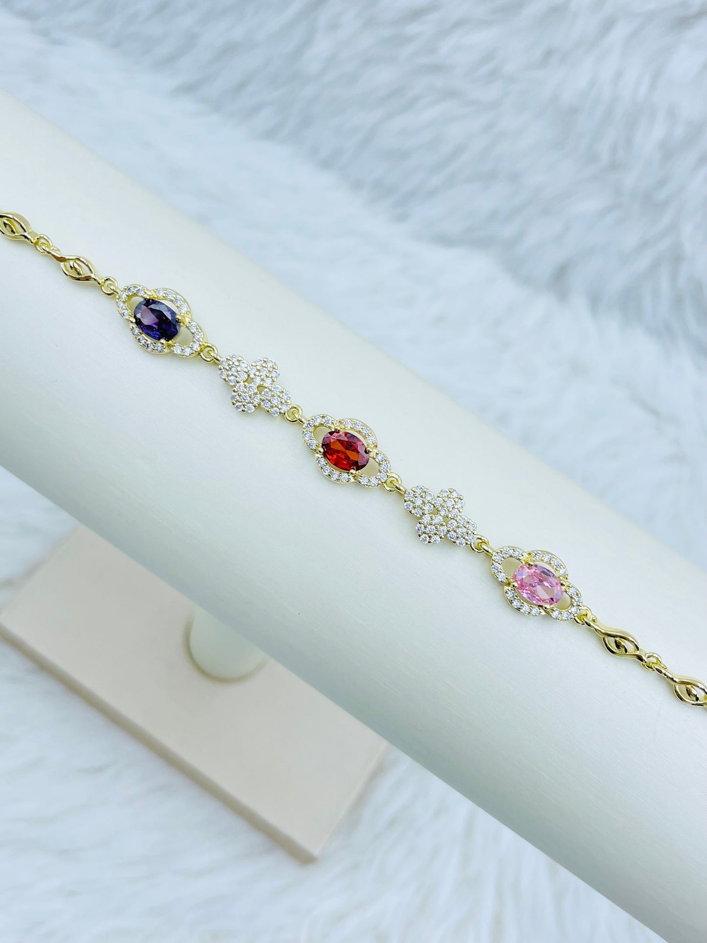 Pulsera Dorada Rosek