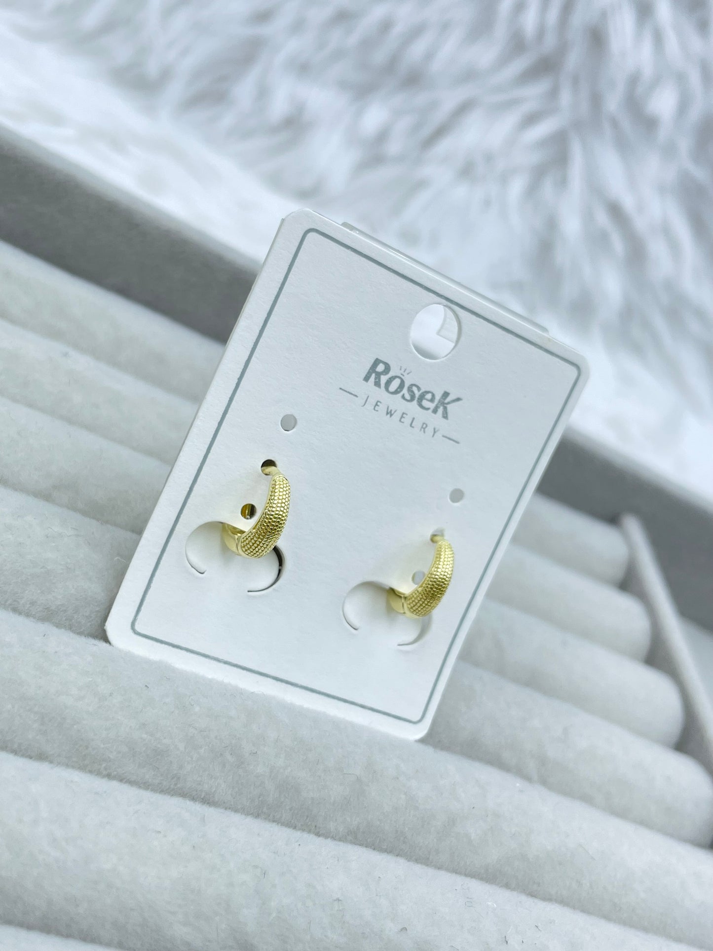 Huggie Dorado Rosek
