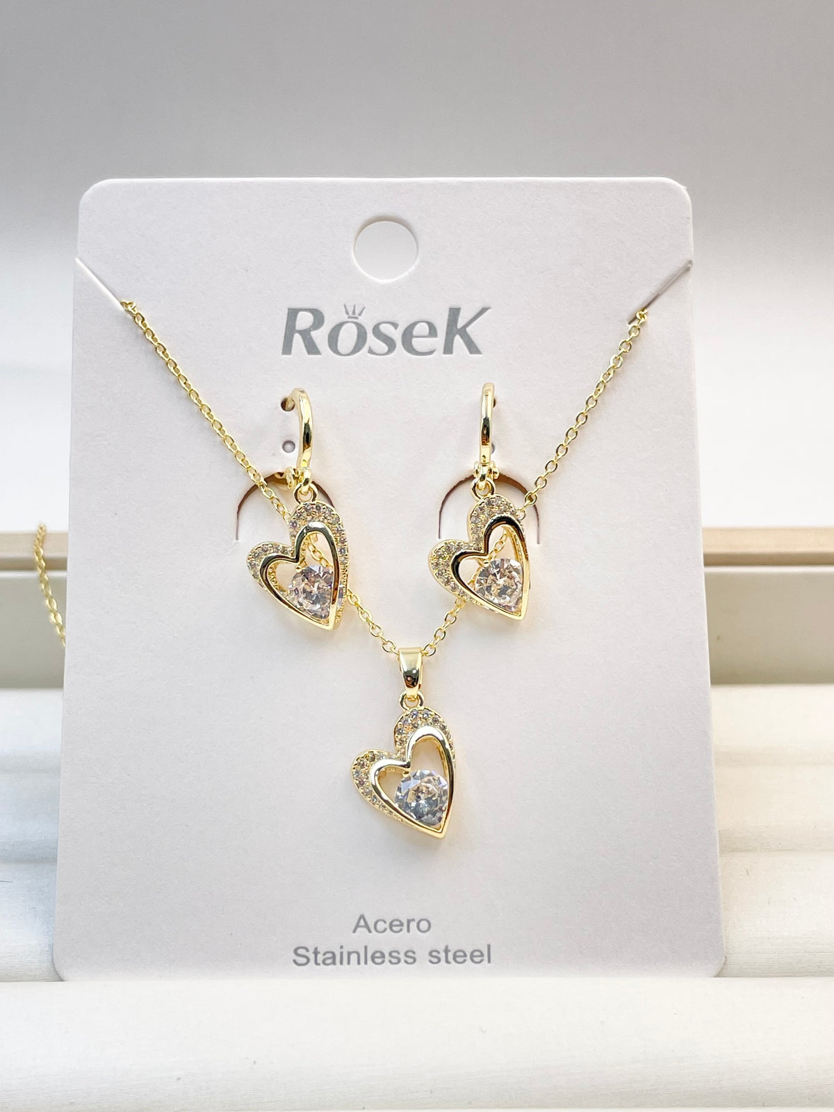 Conjunto Dorado