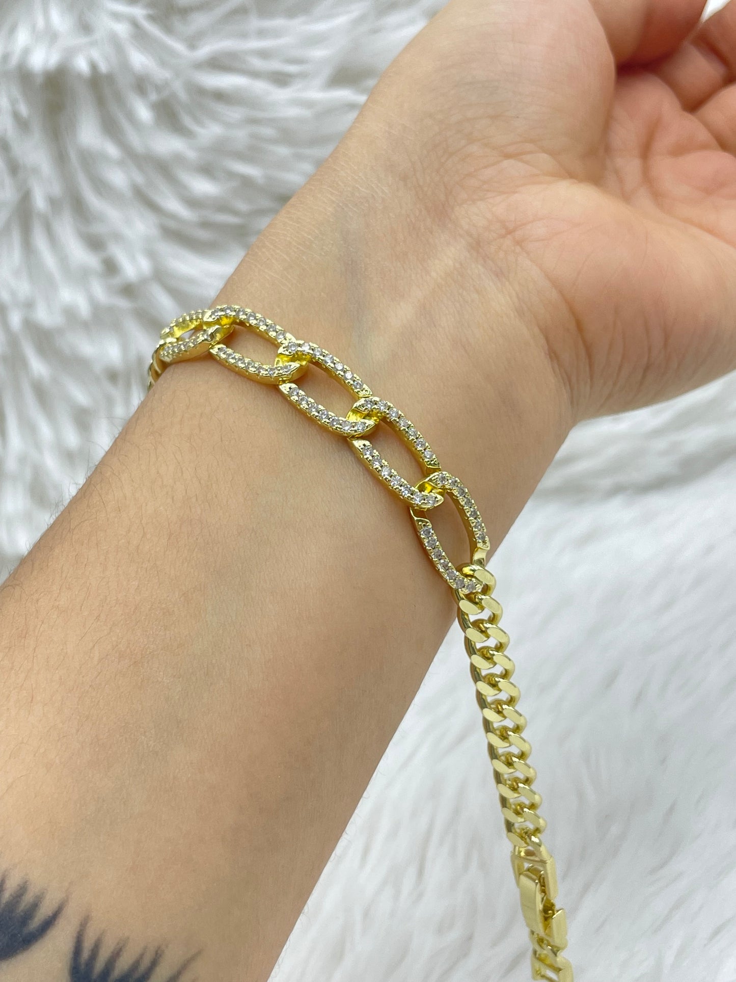 Pulsera Rosek Dorada