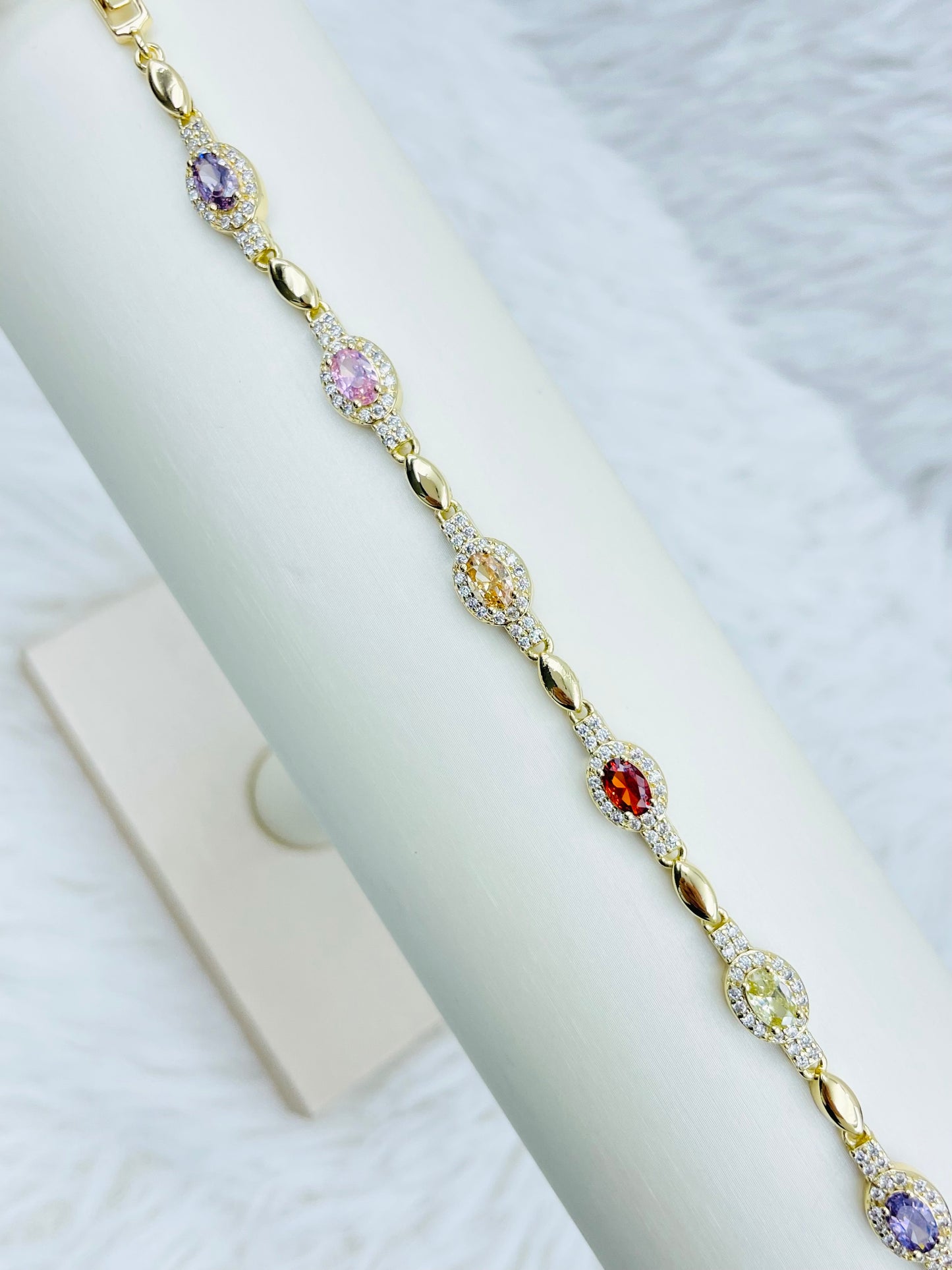 Pulsera Dorada Rosek