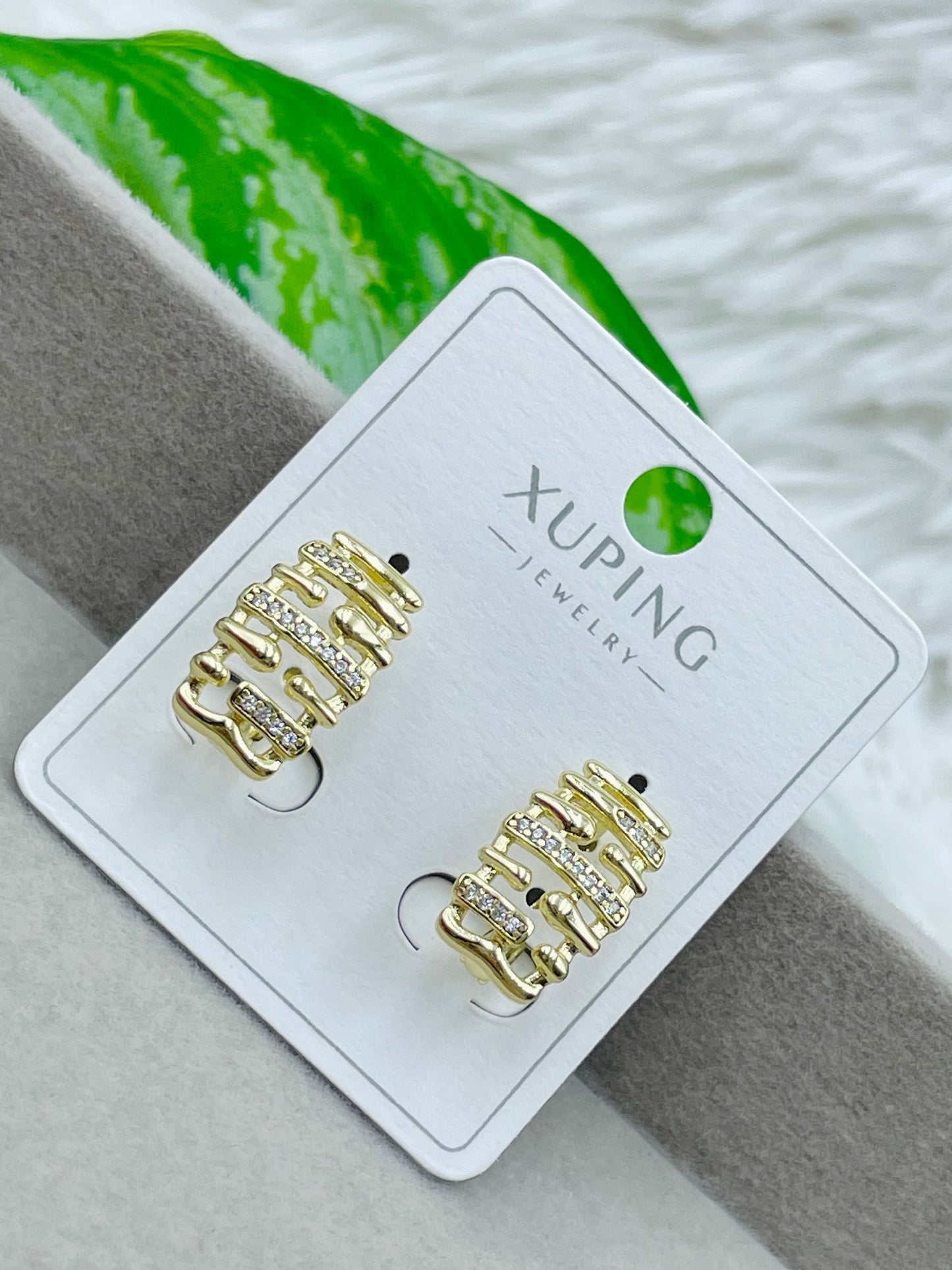 Arete Xuping Dorado