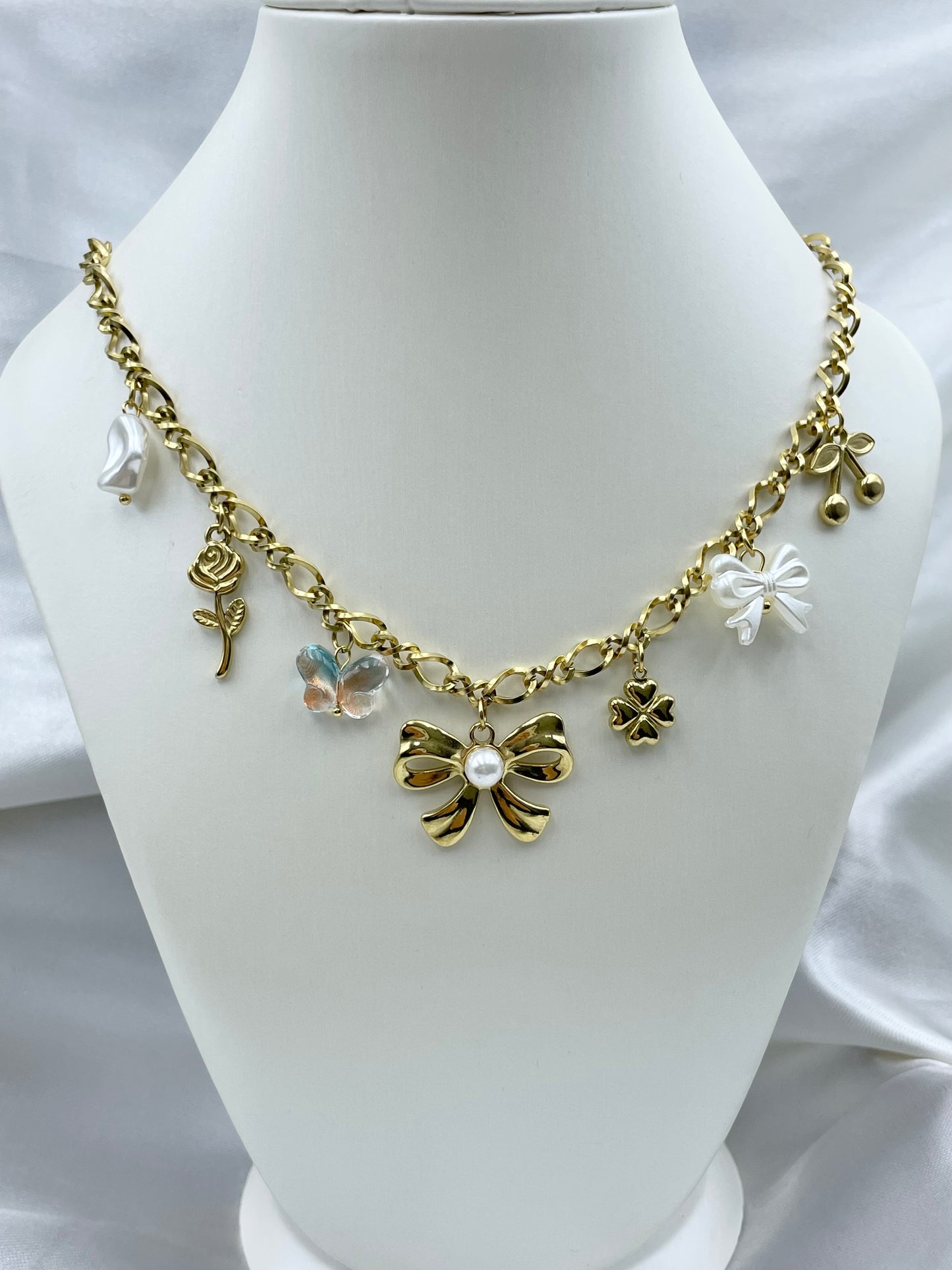 Collar Dorado Rosek