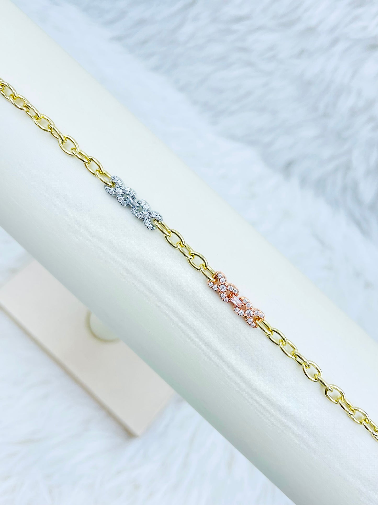 Pulsera Dorada Rosek