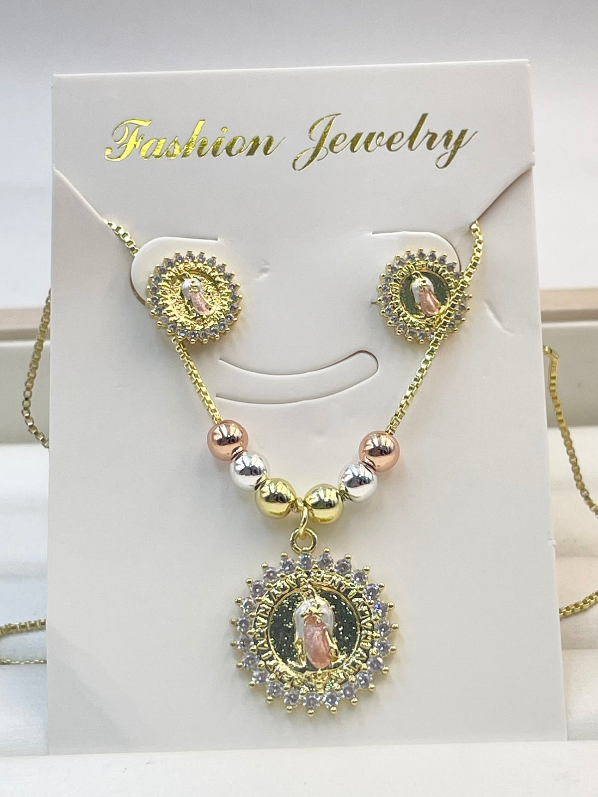 Conjunto de Virgen