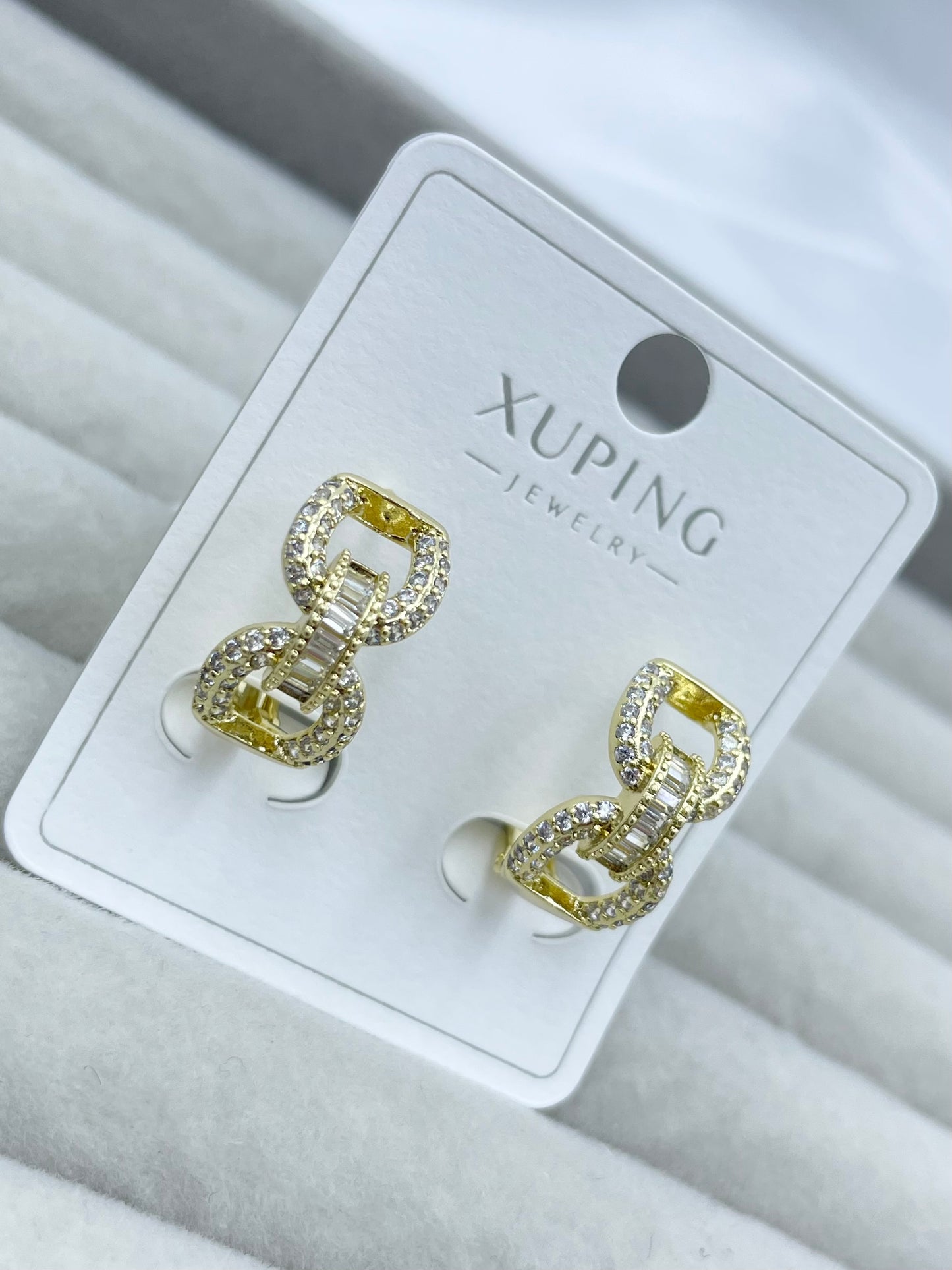 Arete Xuping Dorado