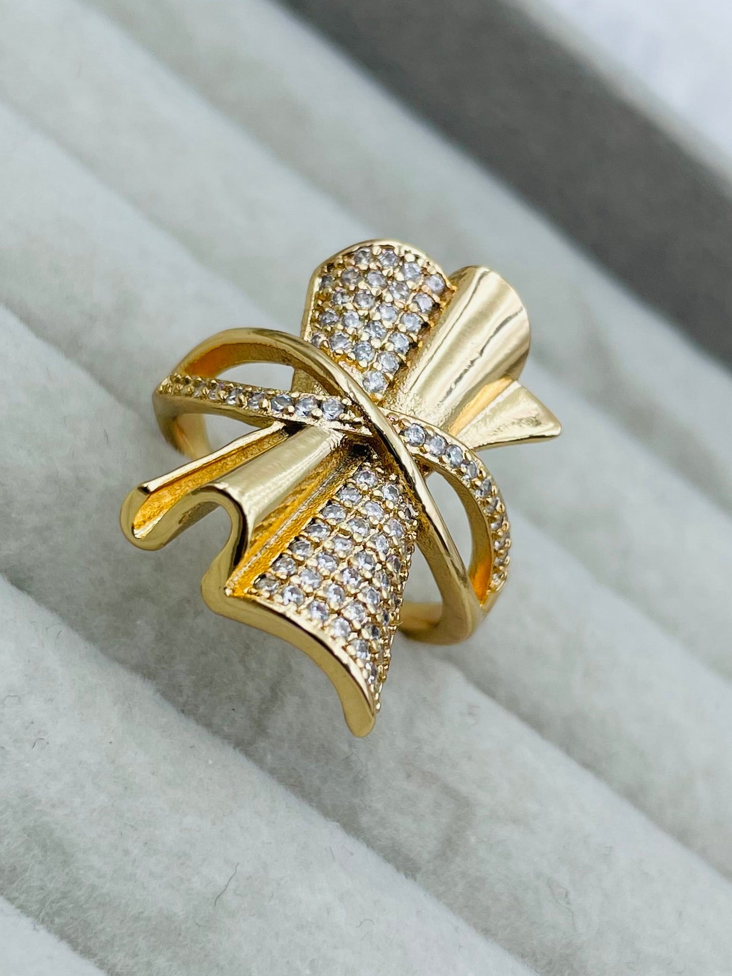 Anillo Xuping