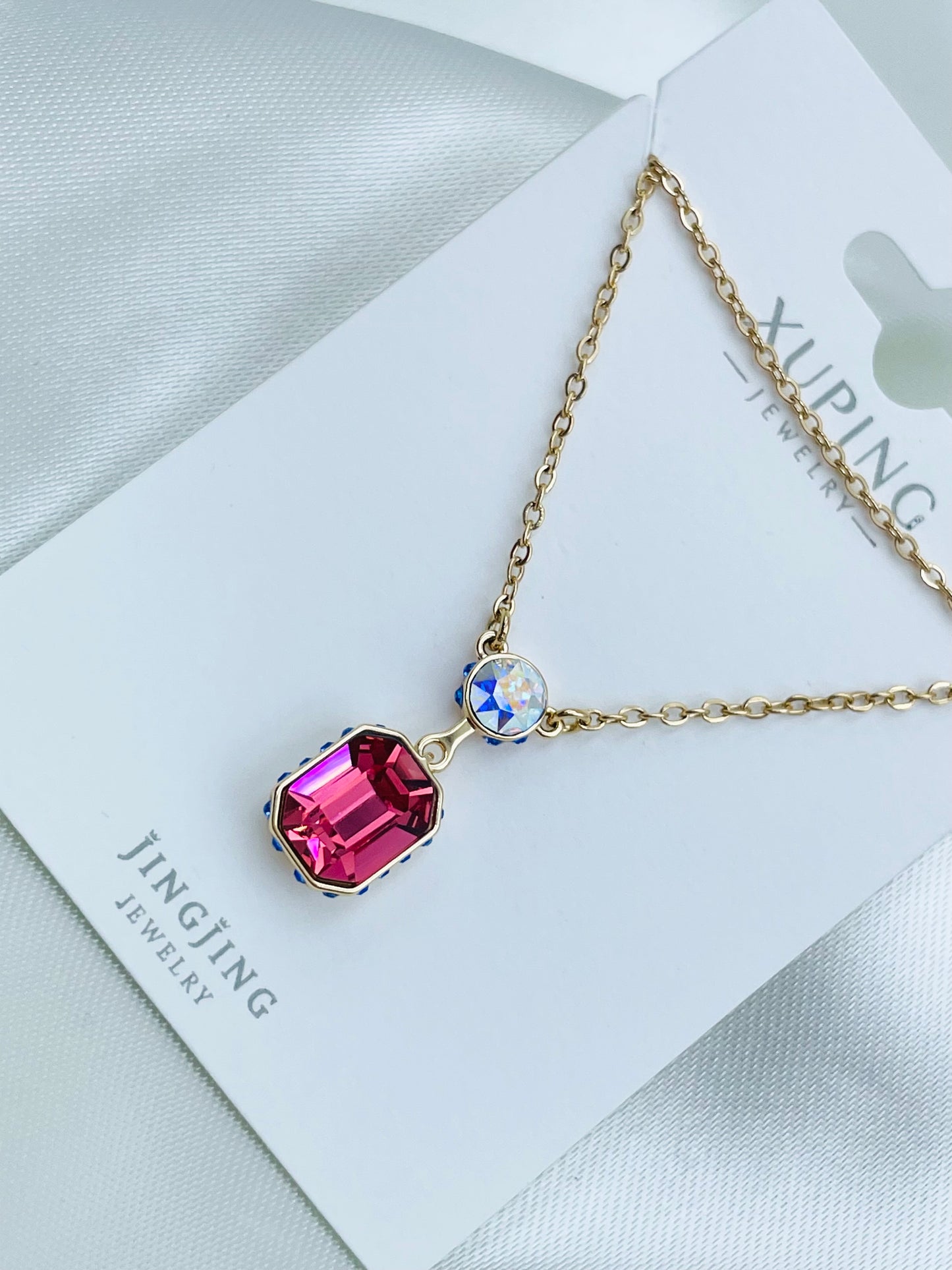 Collar Xuping Jingjing