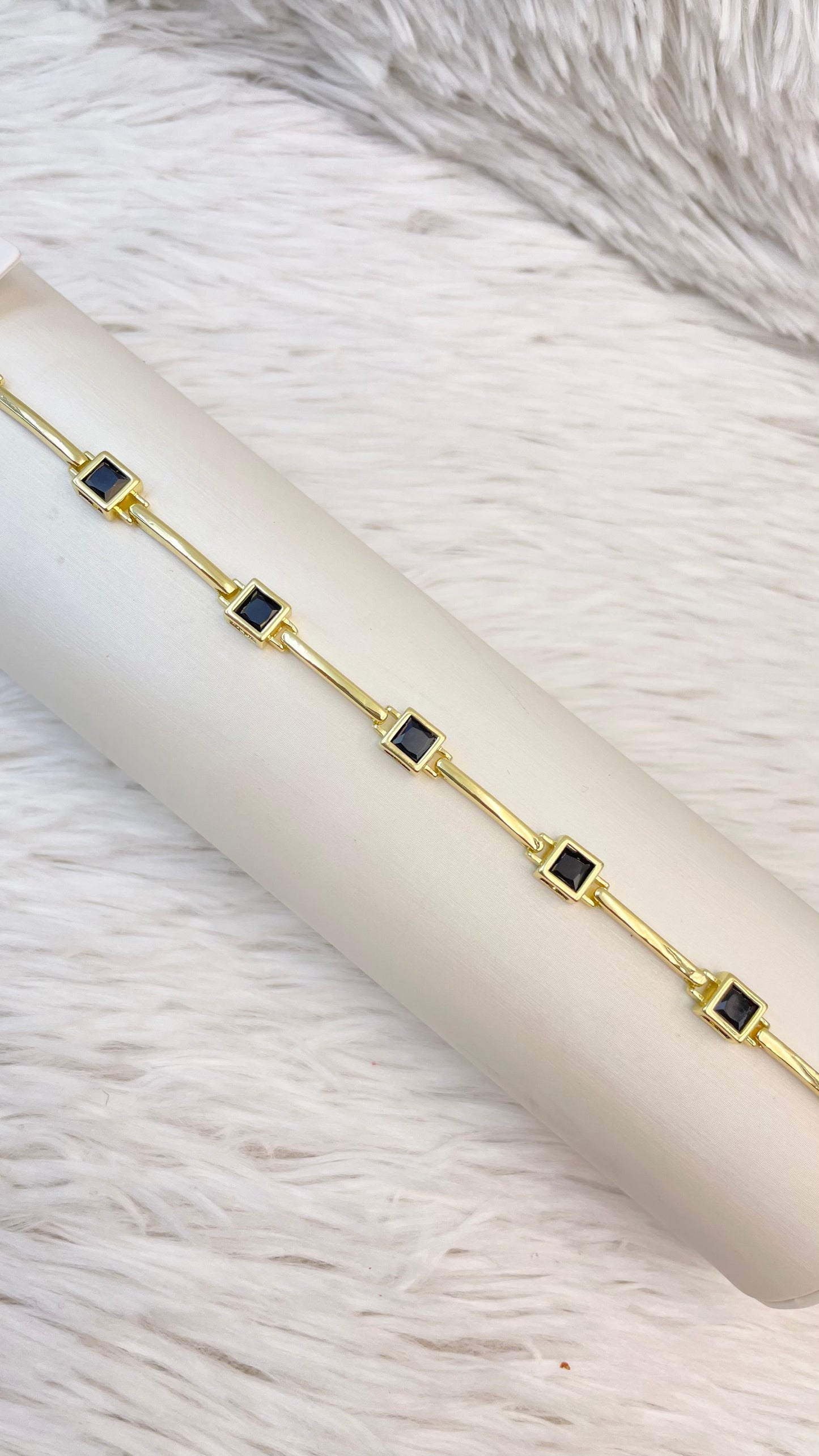 Pulsera Dorada