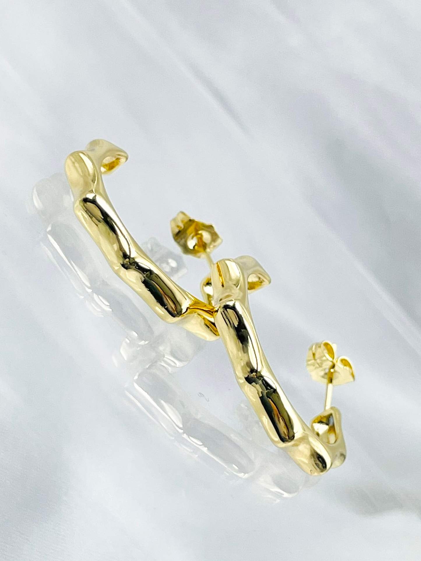 Arracada Xuping Dorada