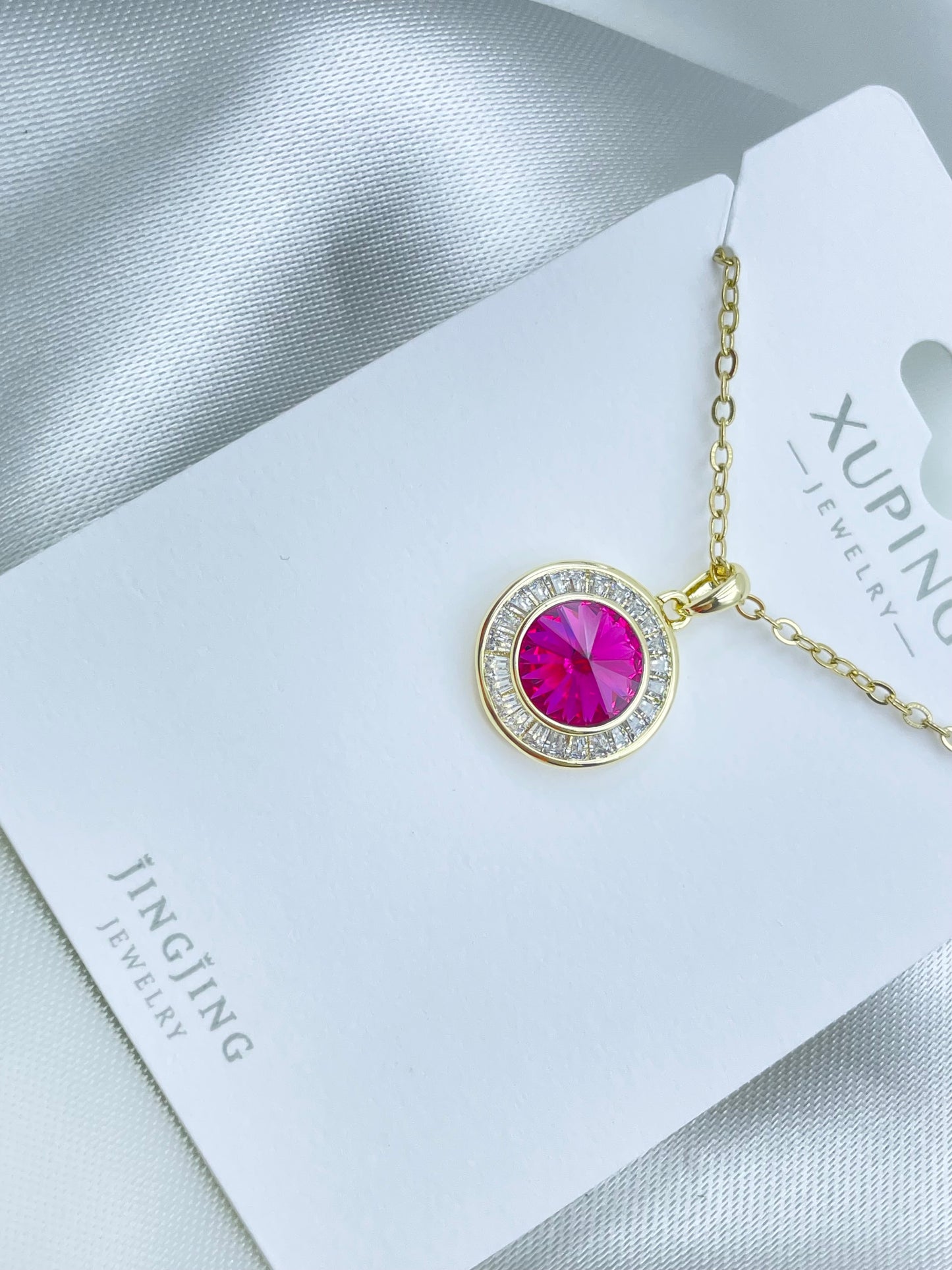 Collar Xuping Jingjing