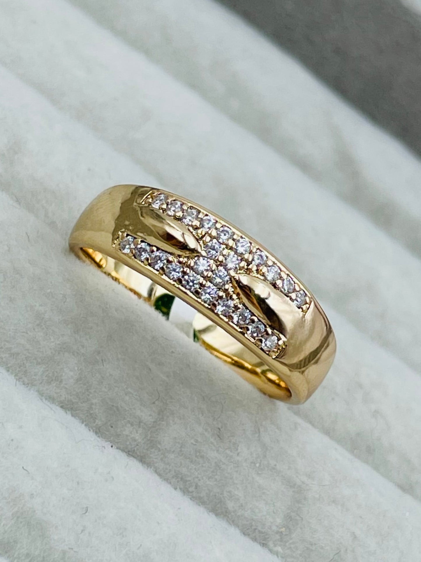Anillo Xuping