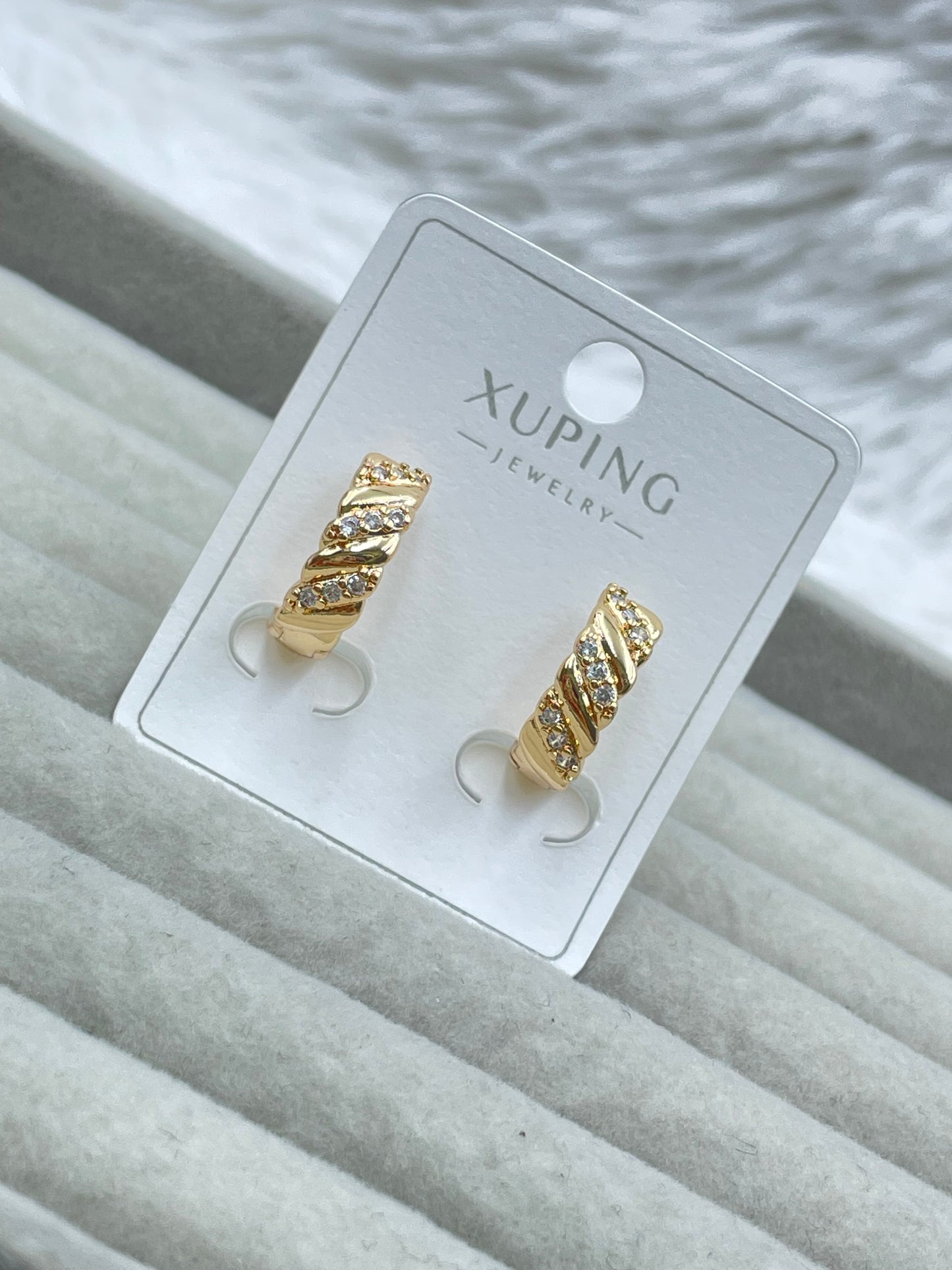 Arete Xuping Gold Rose