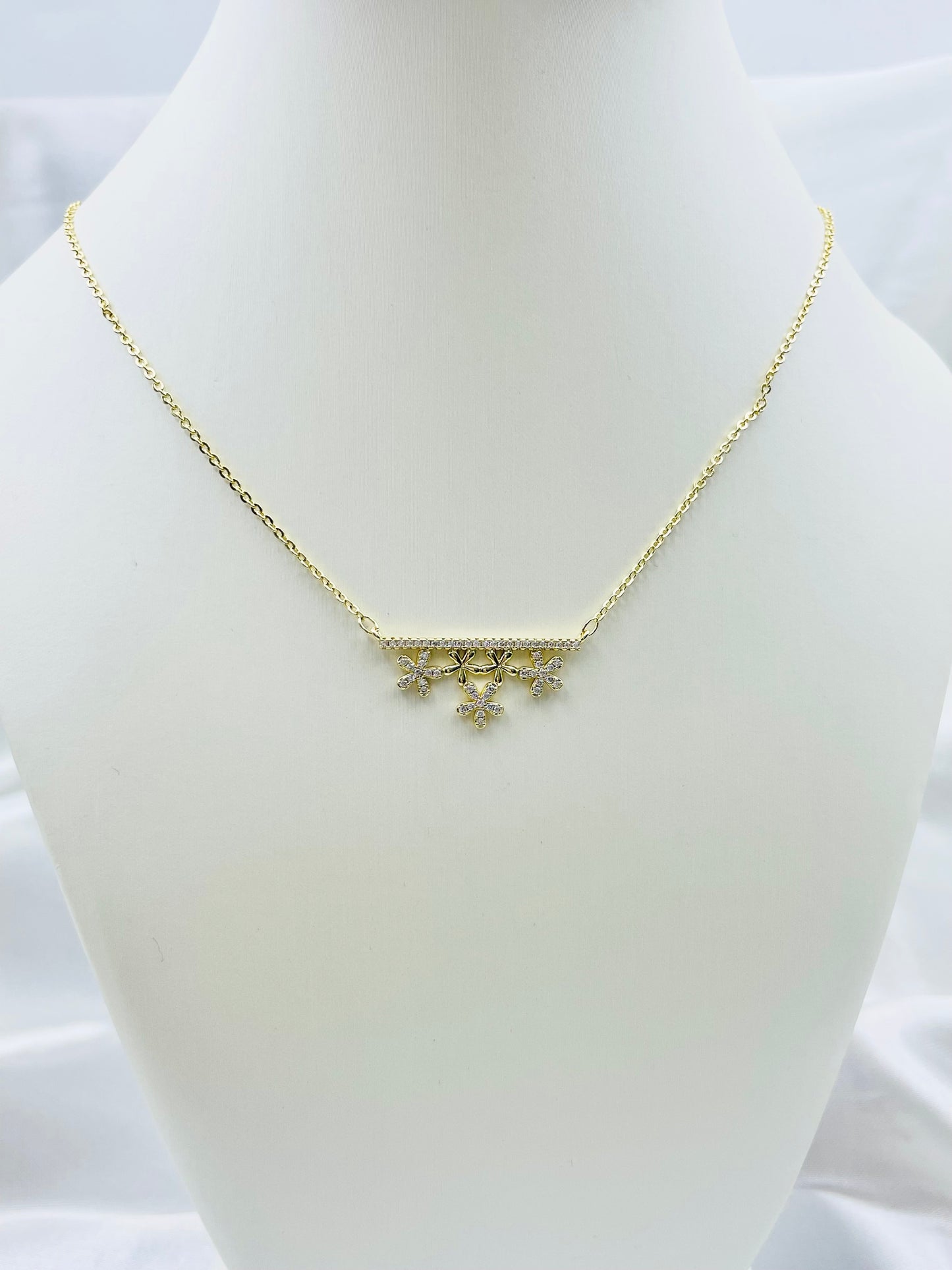 Collar Dorado Rosek