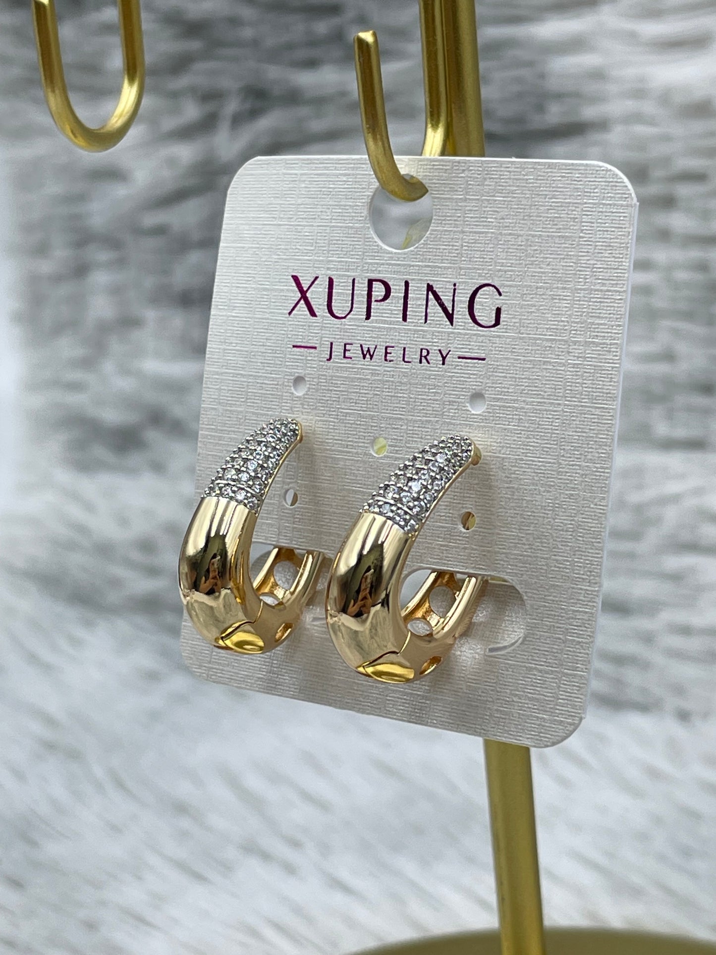 Arete Xuping Rose Gold