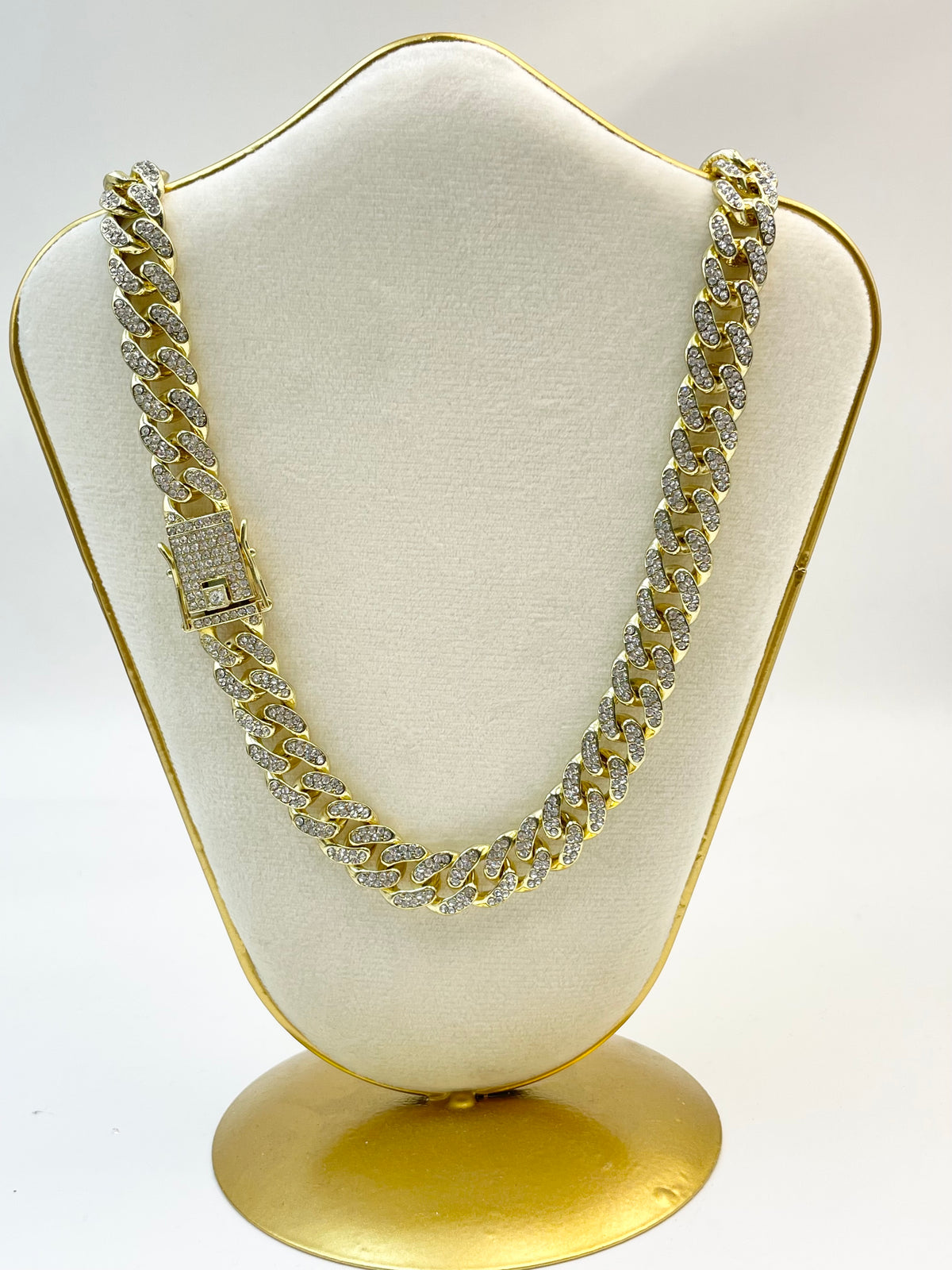 Collar Monaco