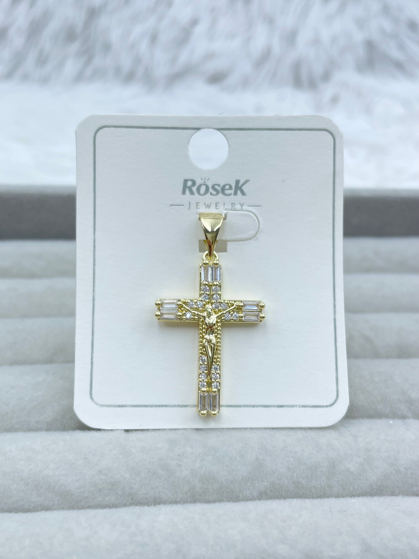 Dije Religioso Dorado