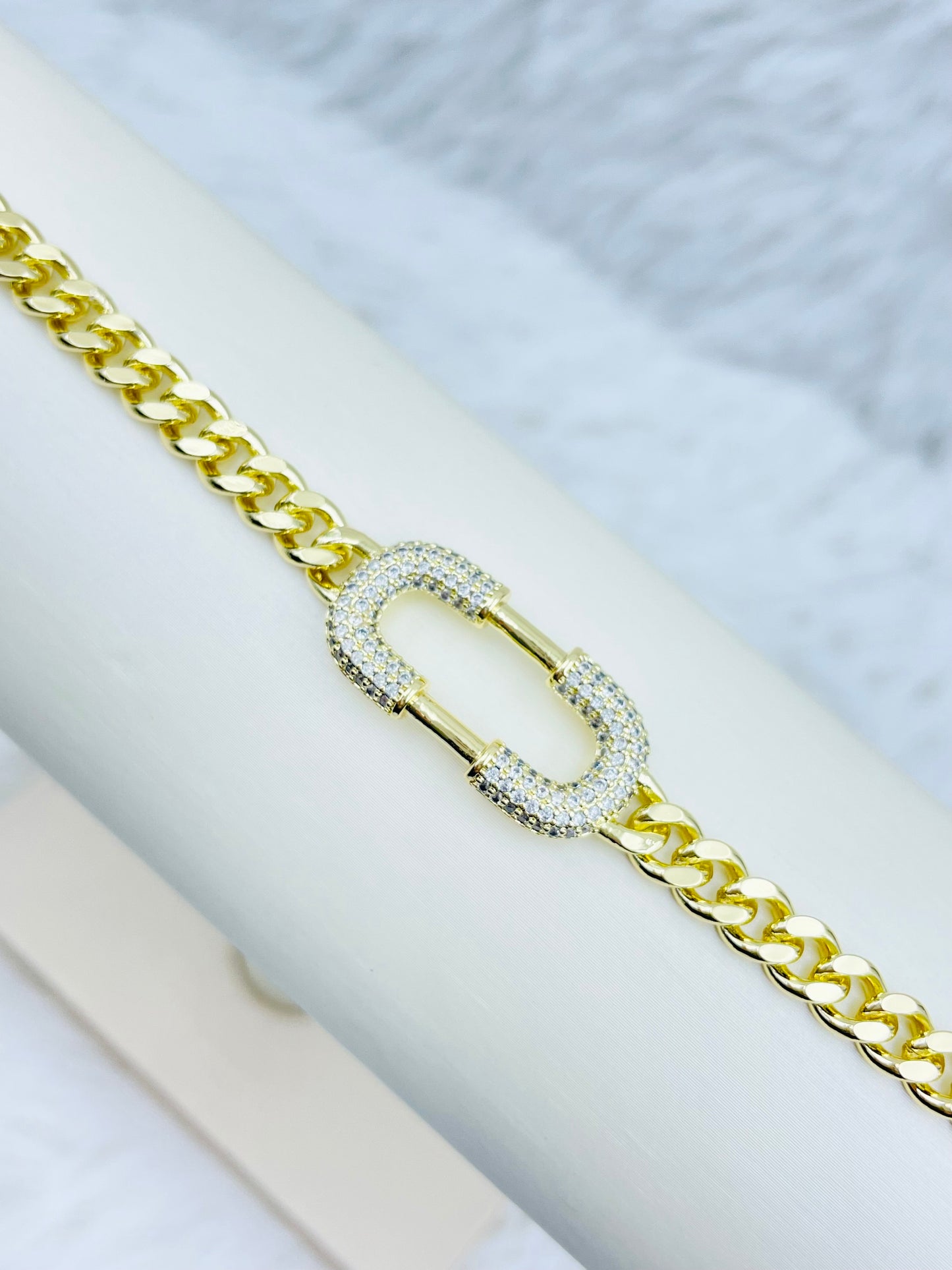 Pulsera Dorada Rosek