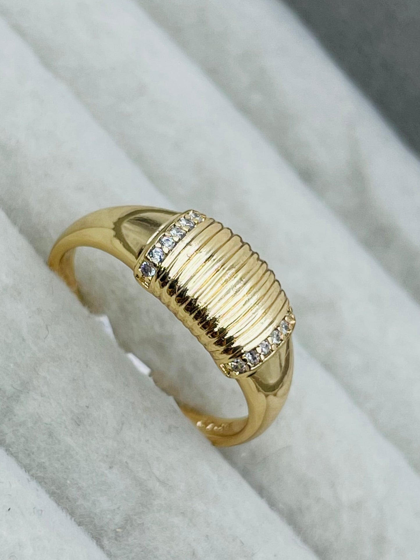 Anillo Xuping
