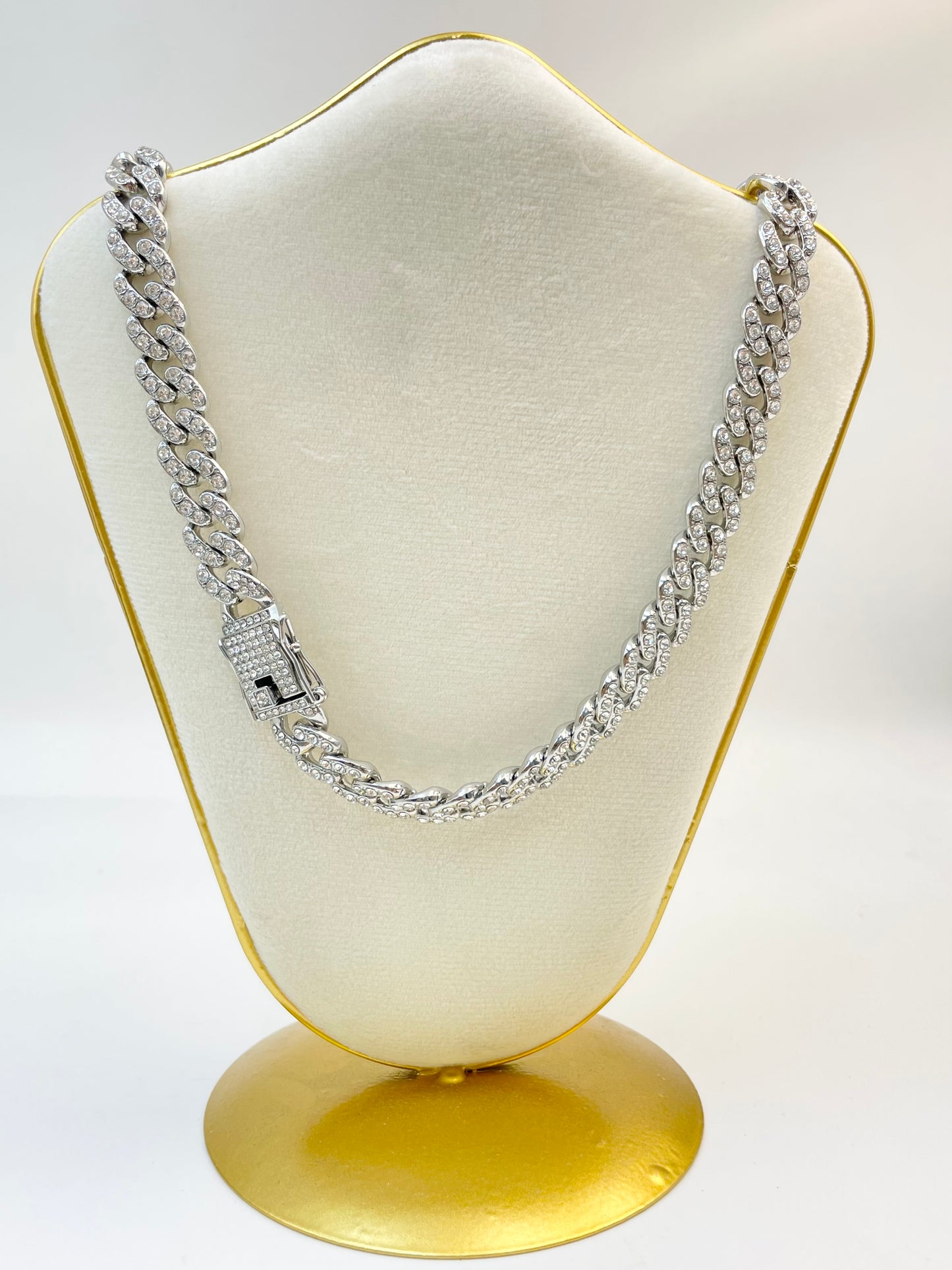 Collar Monaco