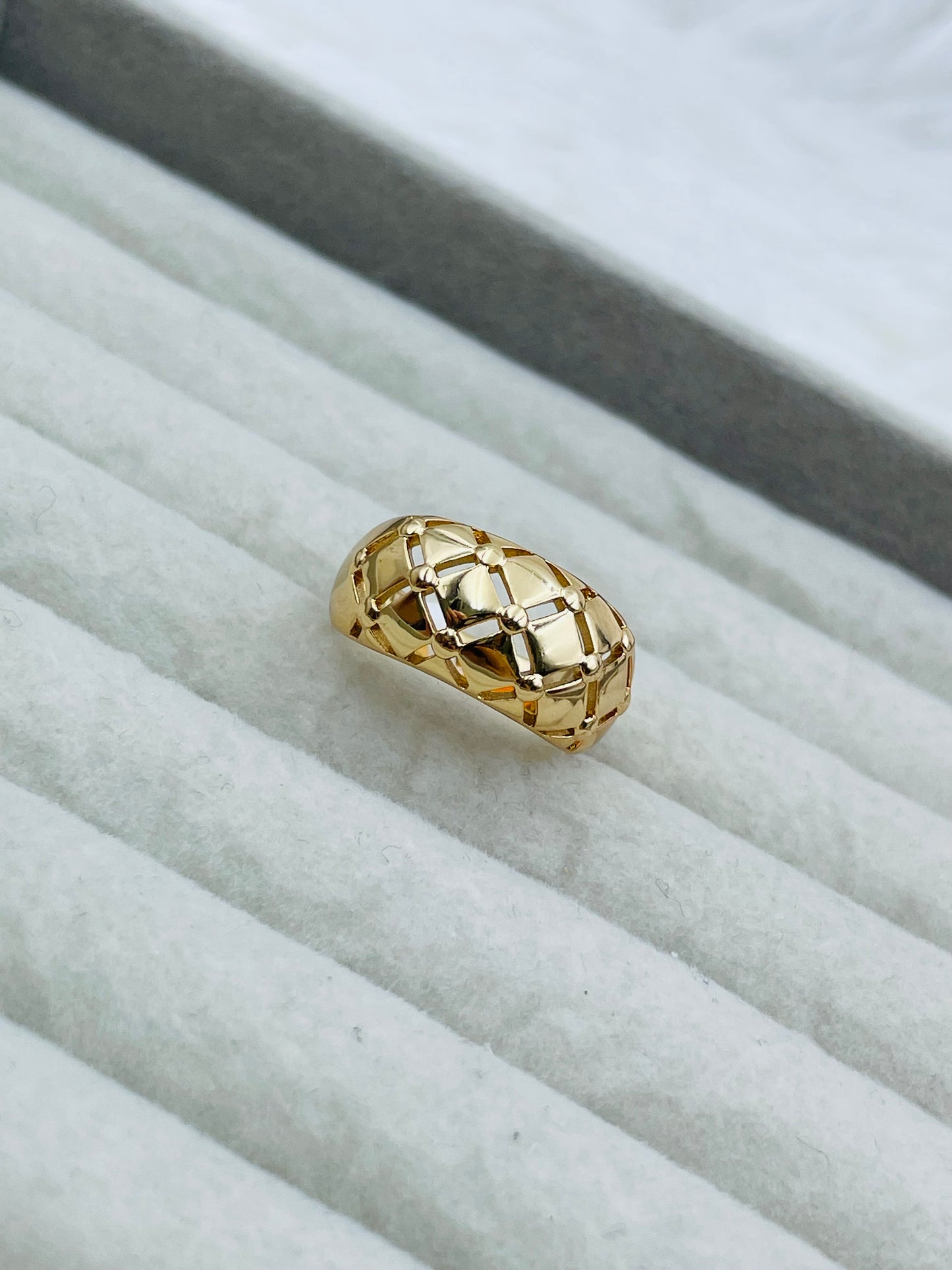 Anillo Xuping